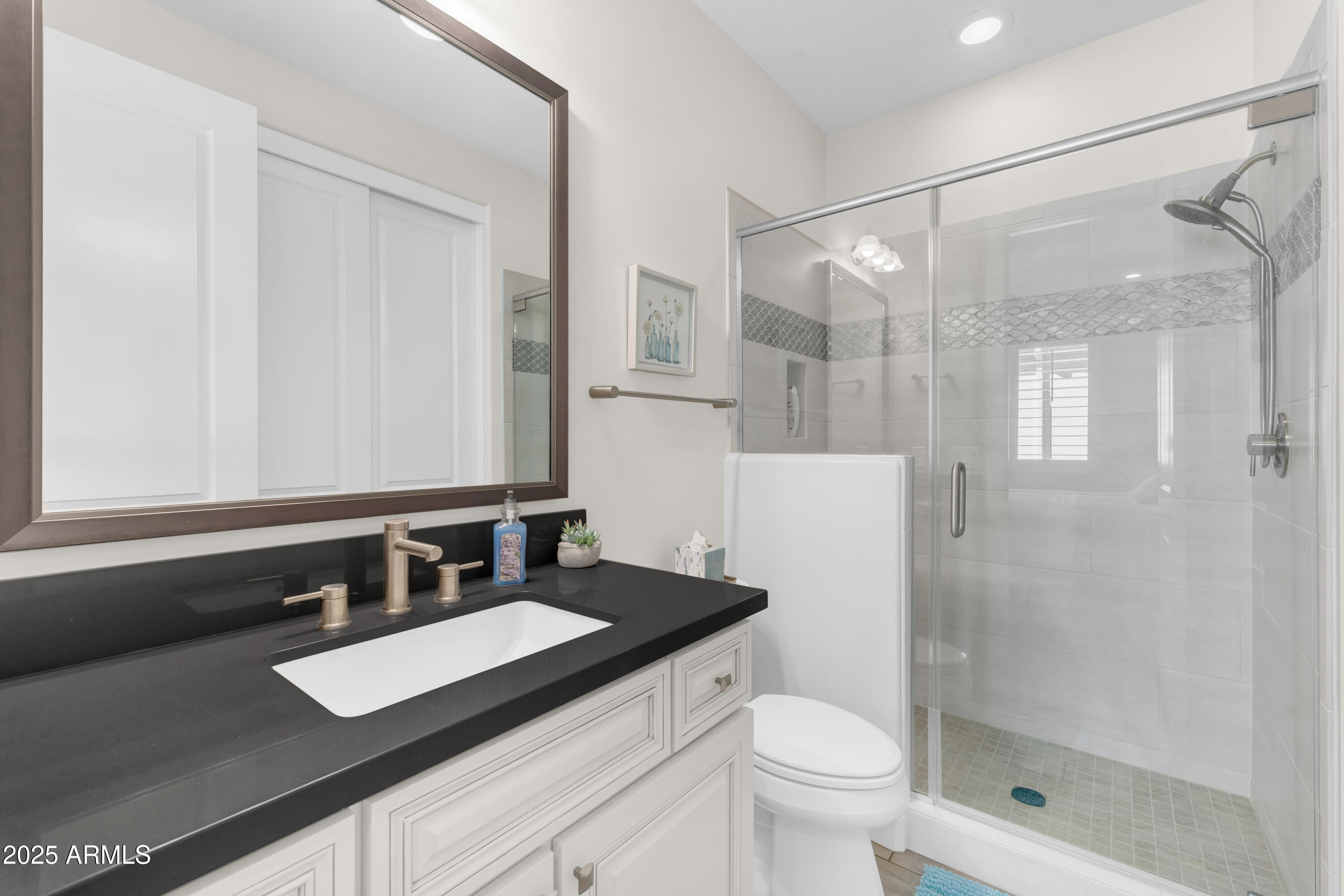 201 E LEMON Lane, Queen Creek