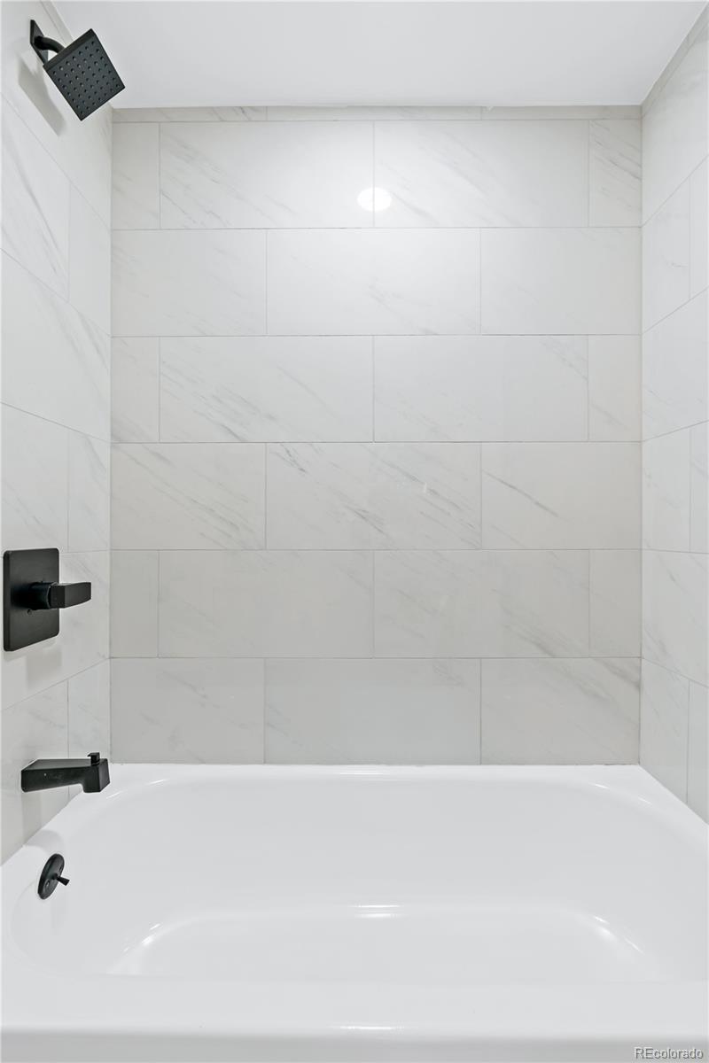 7770 W 38th Avenue Unit: 103