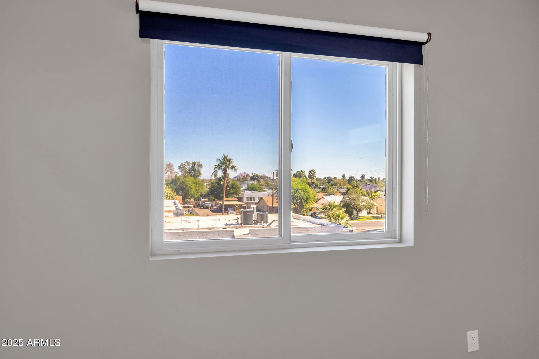 2727 E THOMAS Road E, 9