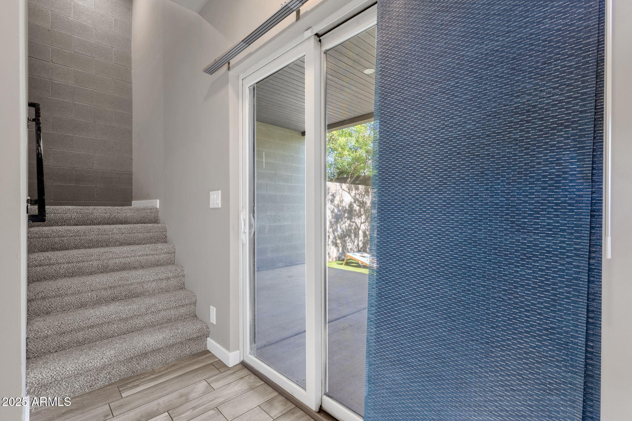 2727 E THOMAS Road E, 9