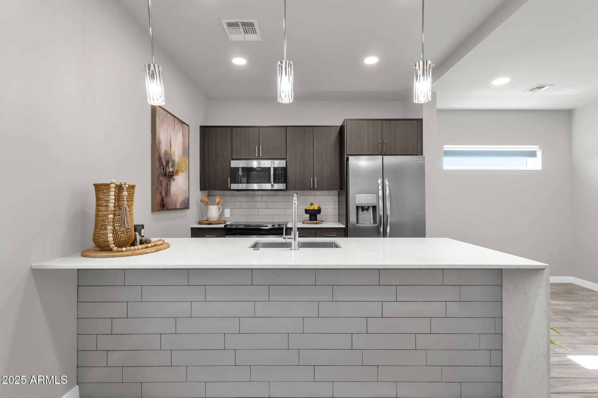 2727 E THOMAS Road E, 9