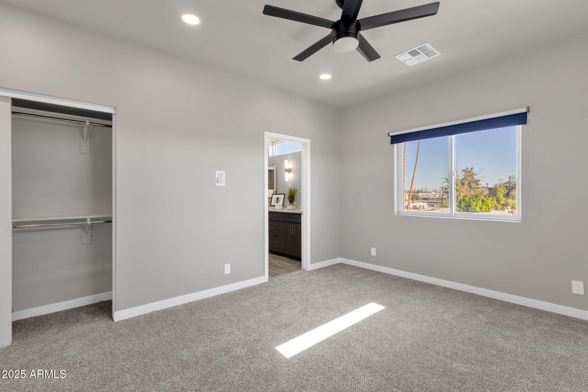 2727 E THOMAS Road E, 9