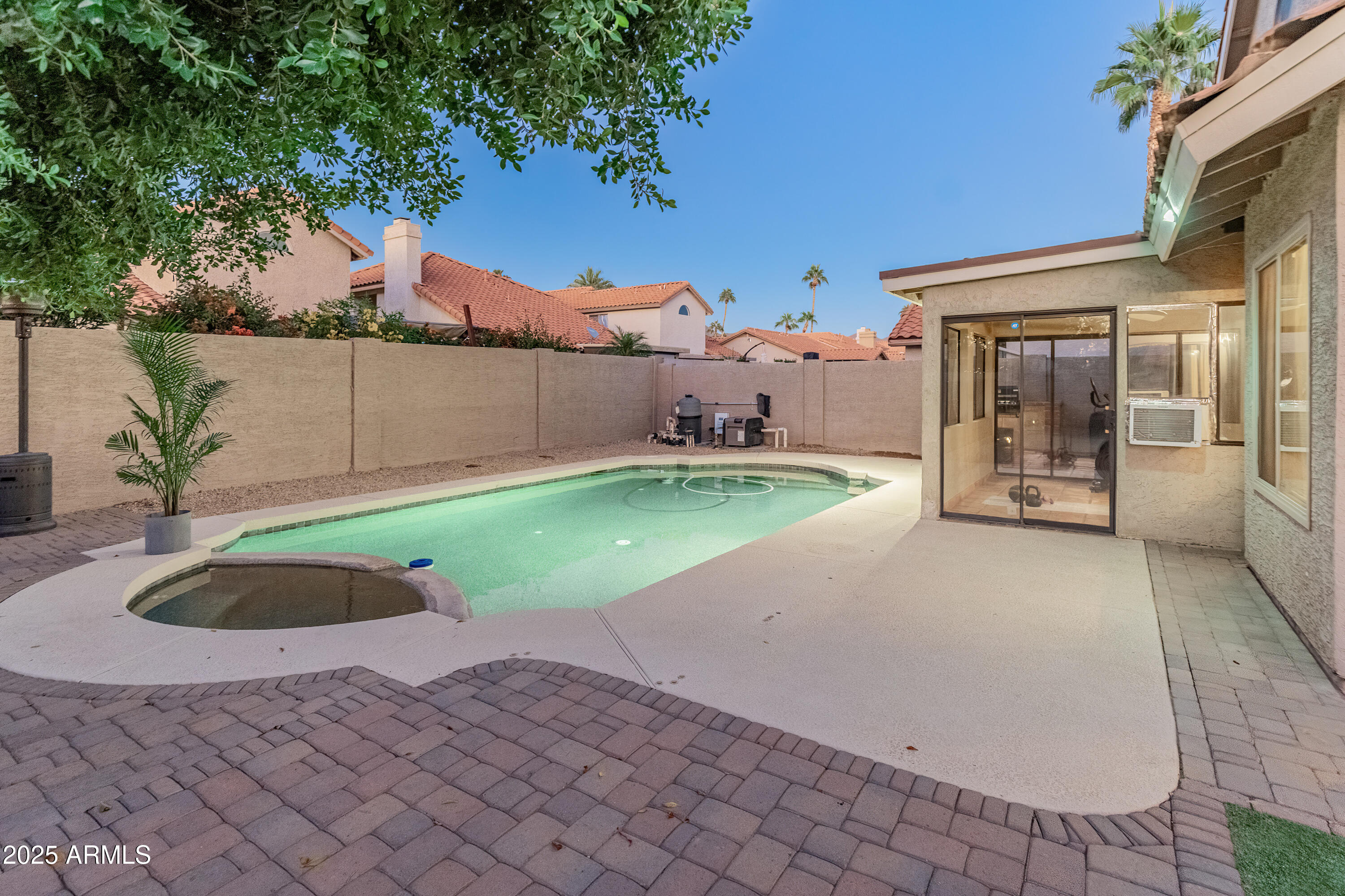 9056 E CAPTAIN DREYFUS Avenue