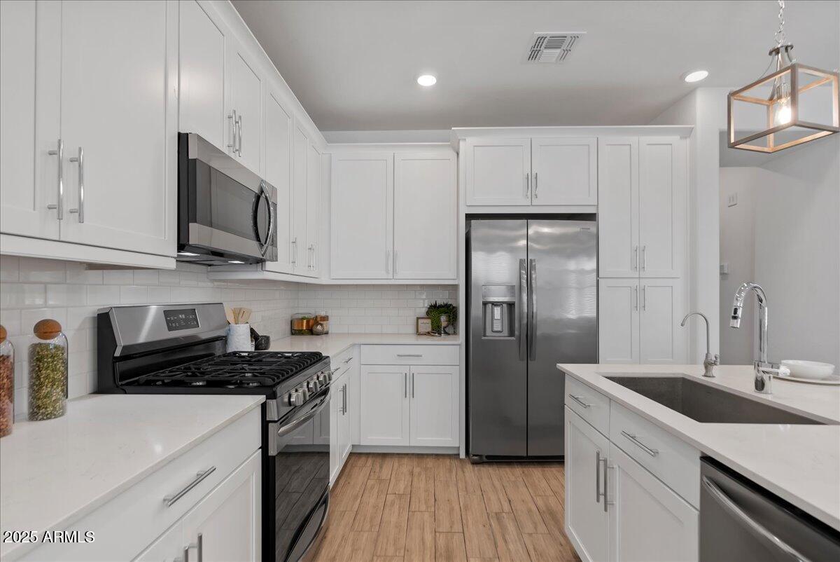 4077 S SABRINA Drive, 14