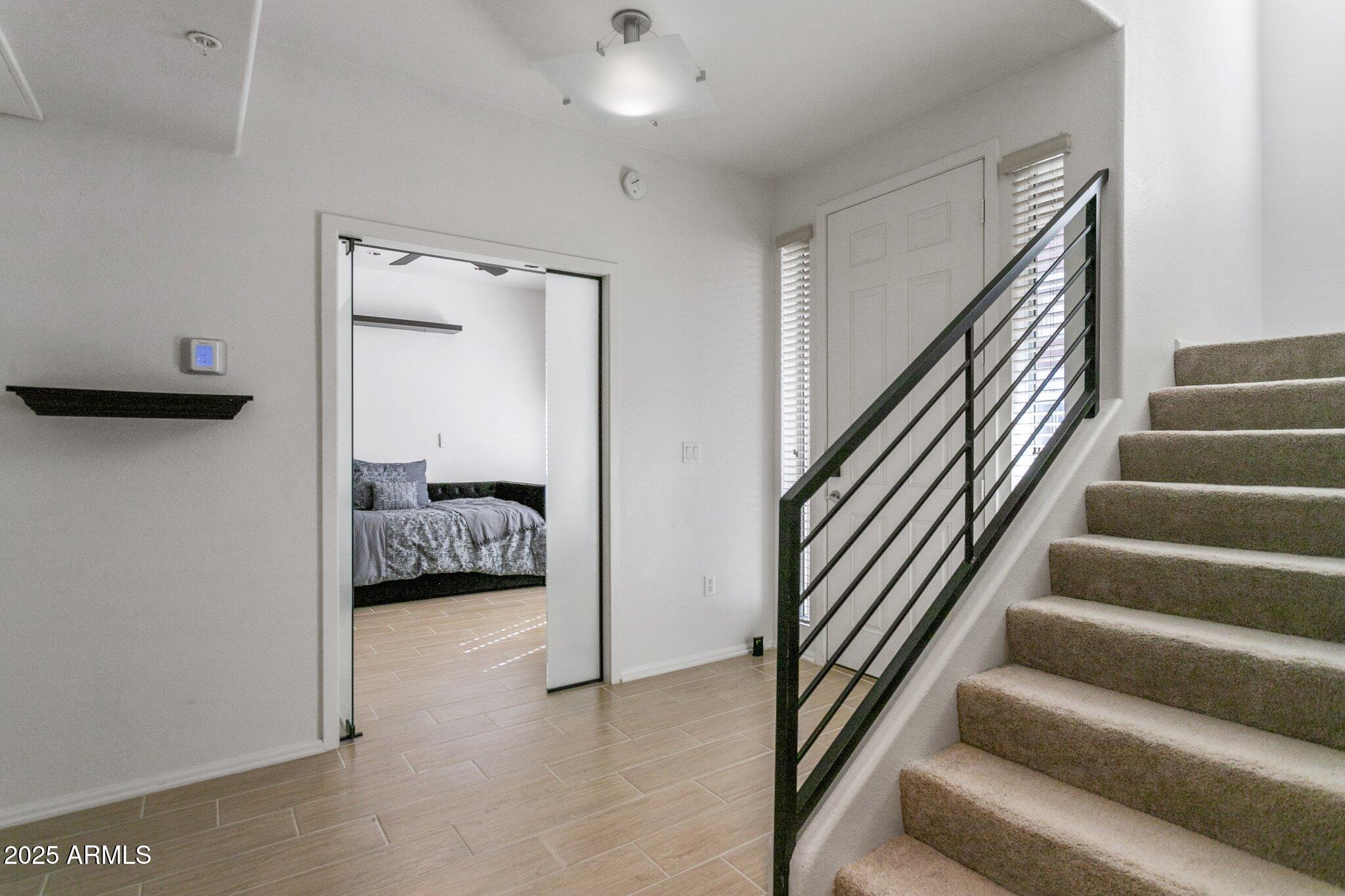 6605 N 93RD Avenue, 1077