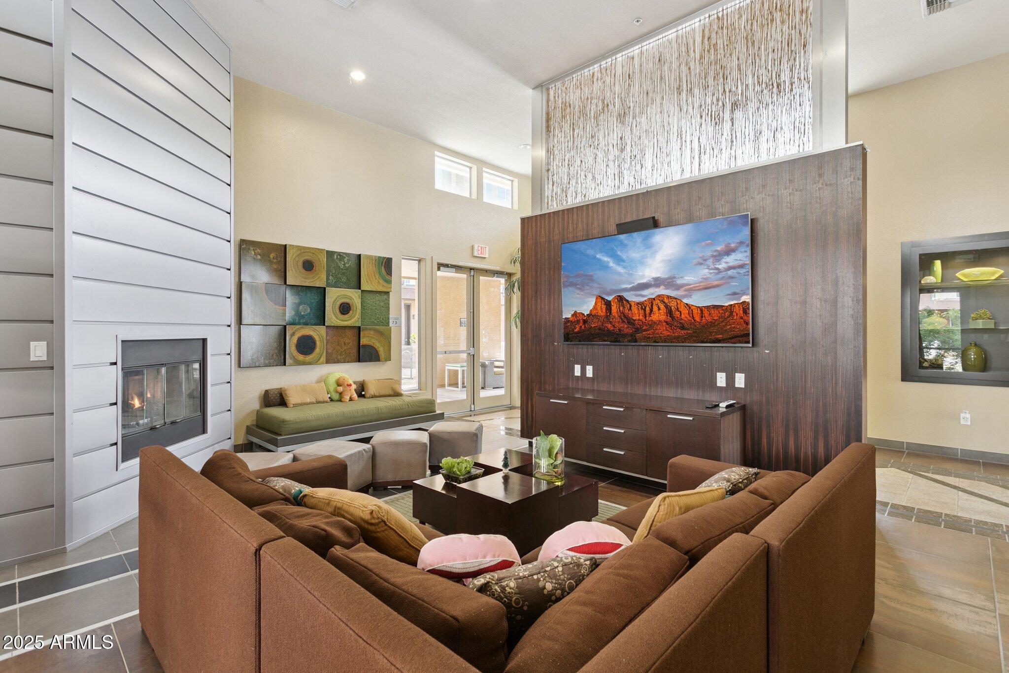 6605 N 93RD Avenue, 1077