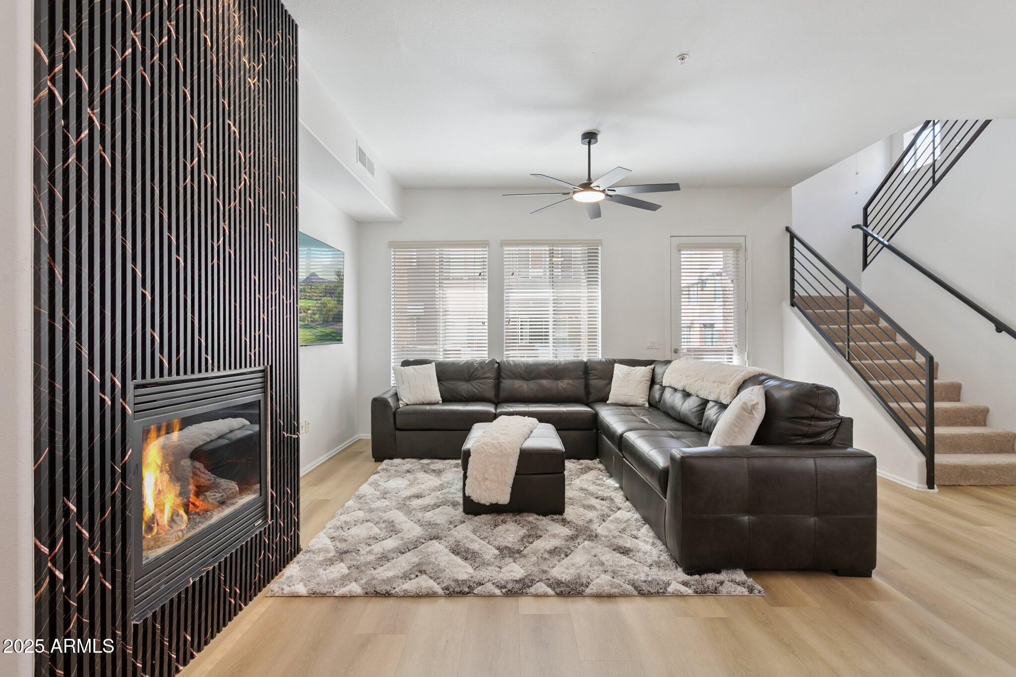 6605 N 93RD Avenue, 1077