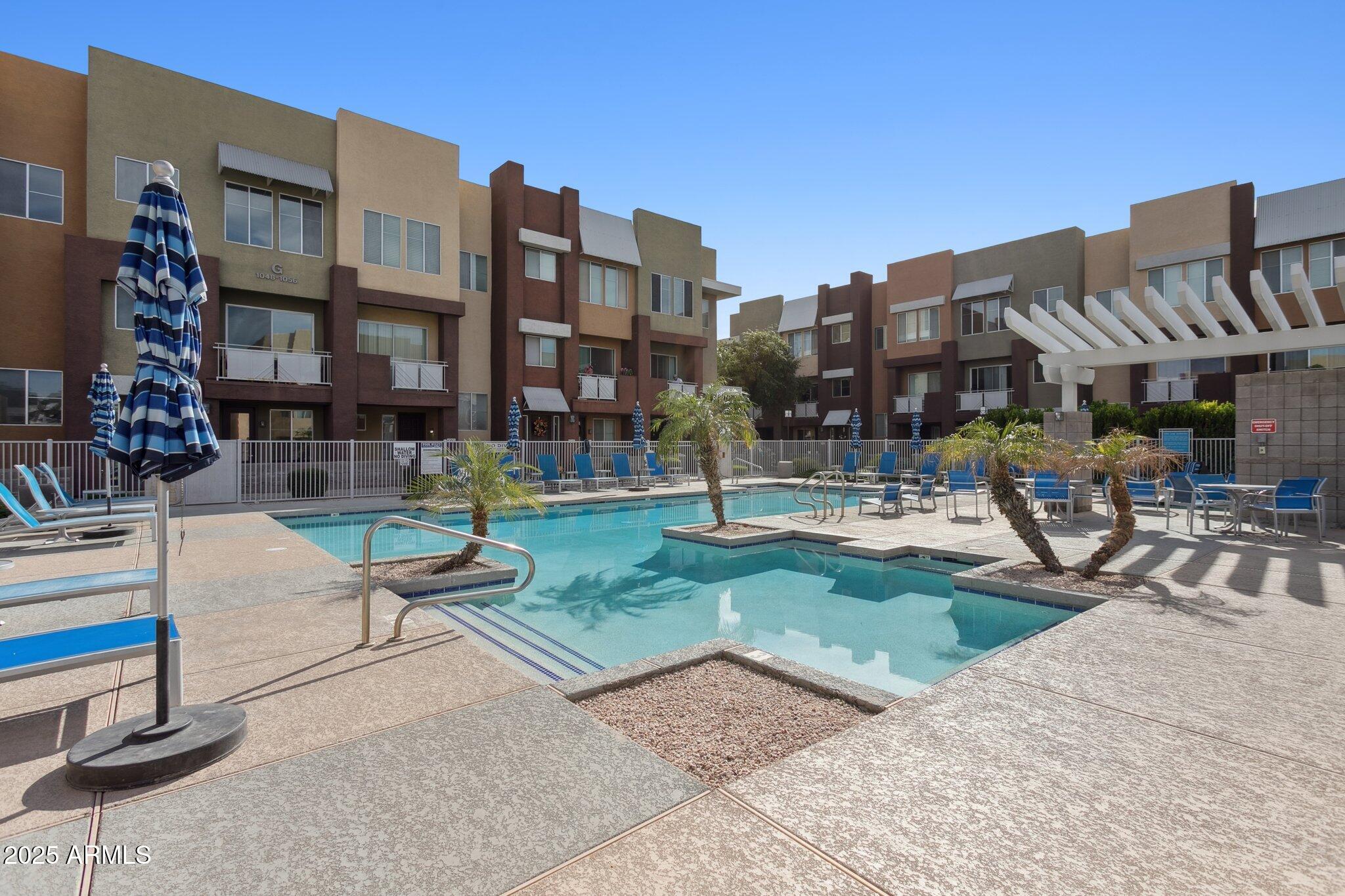 6605 N 93RD Avenue, 1077