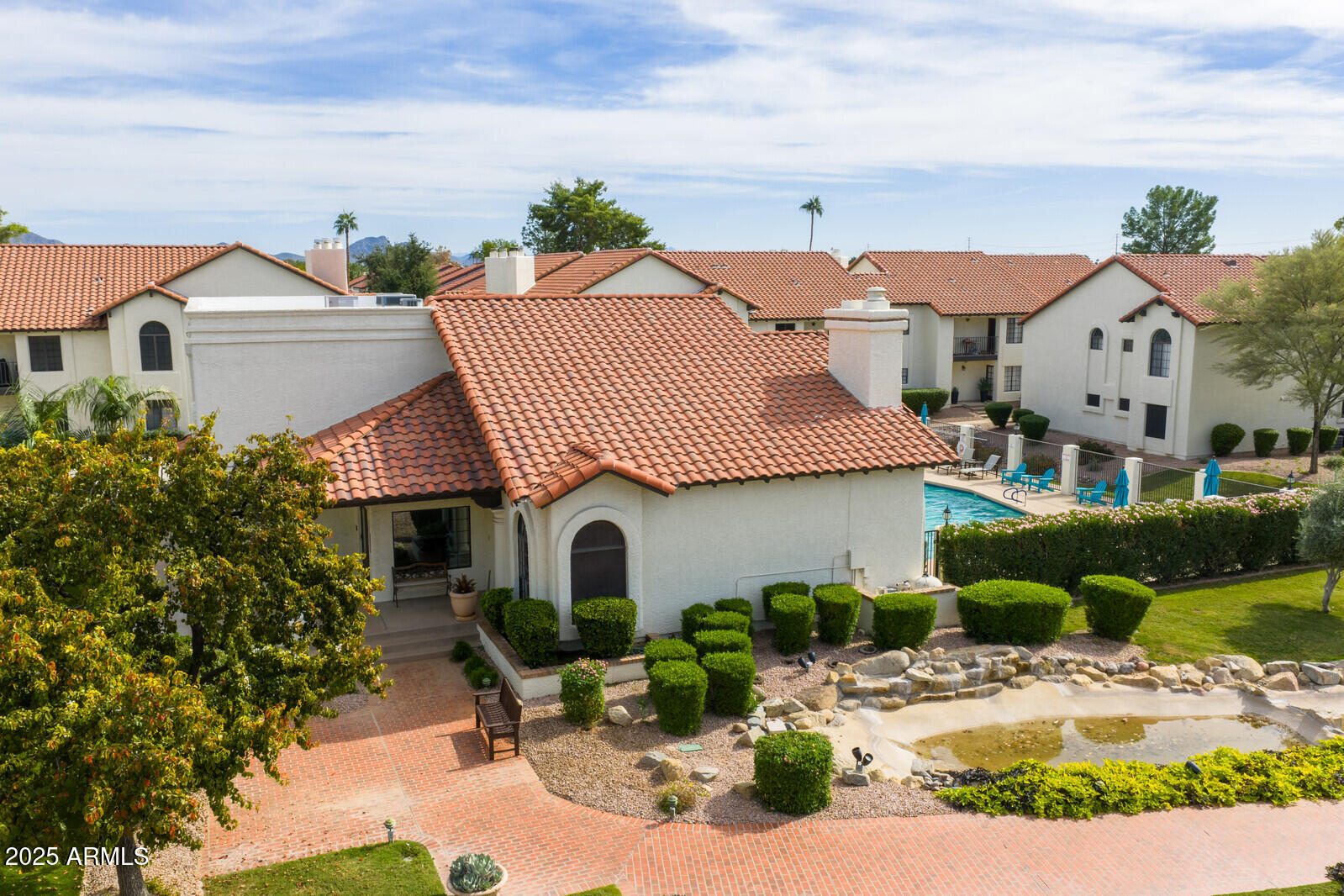 11011 N 92nd Street, 1056