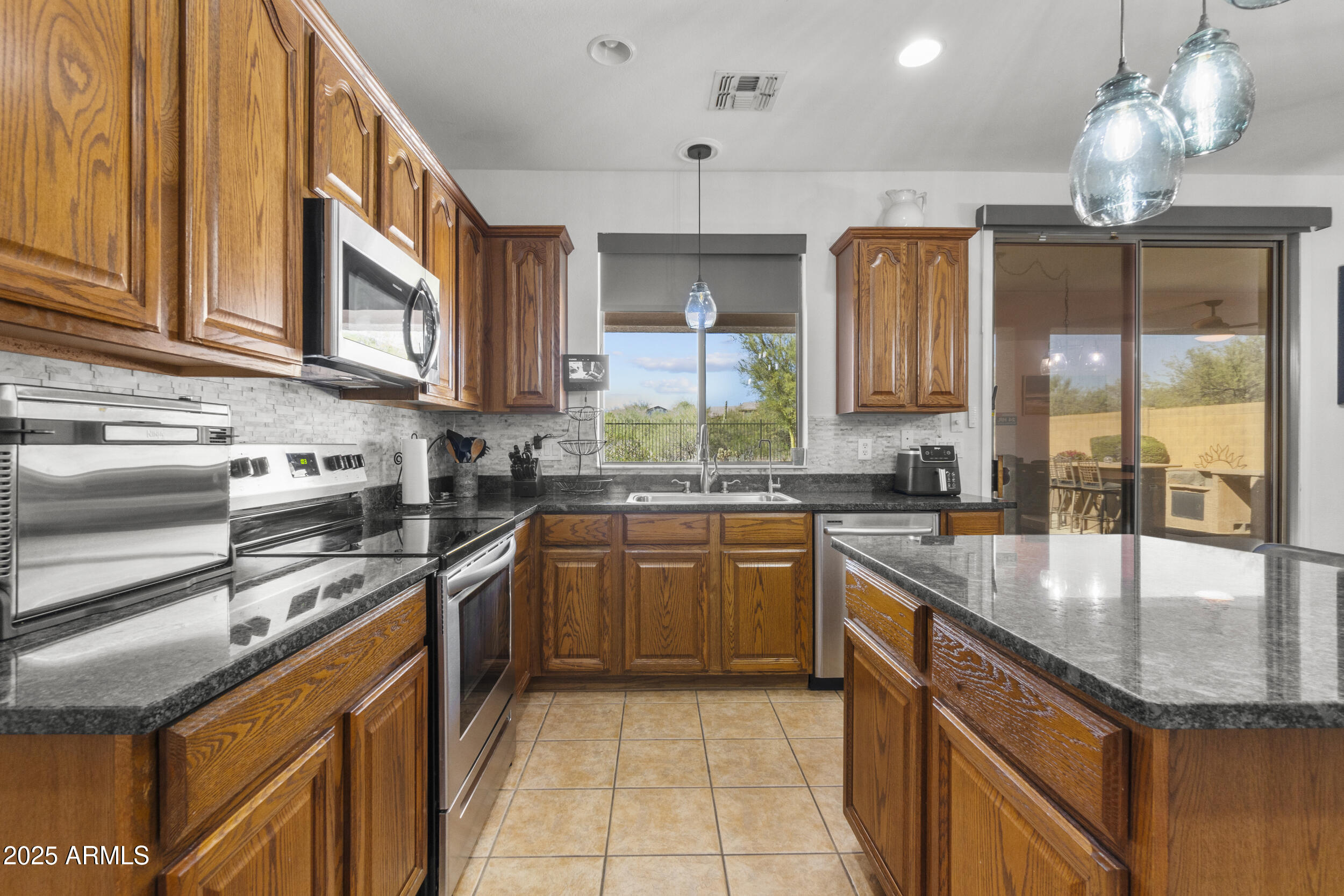 40844 N MAJESTY Court