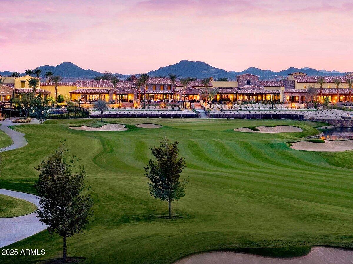 1522 E AMARANTH Trail