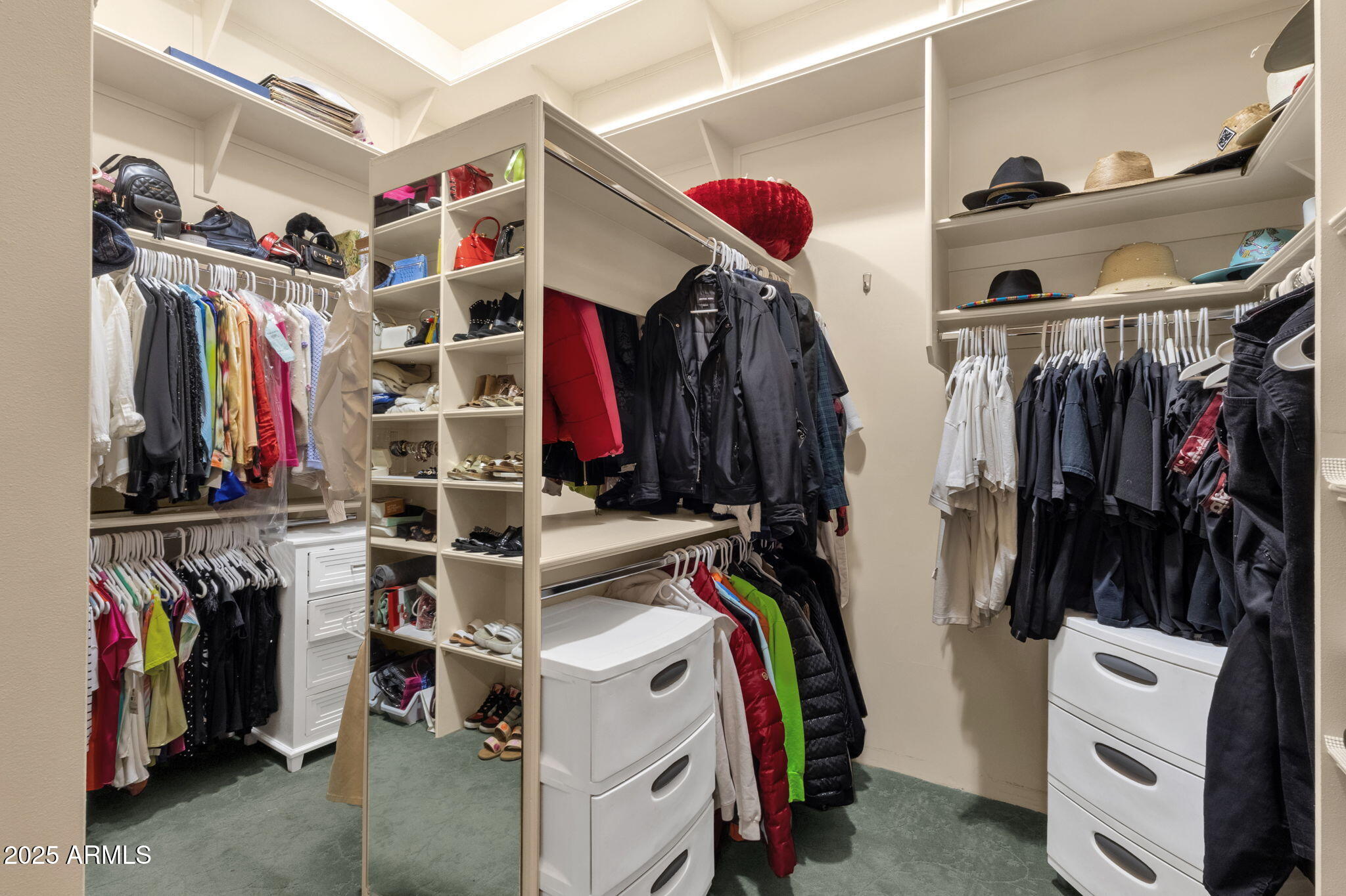 1537 W BUTTE CREEK Boulevard