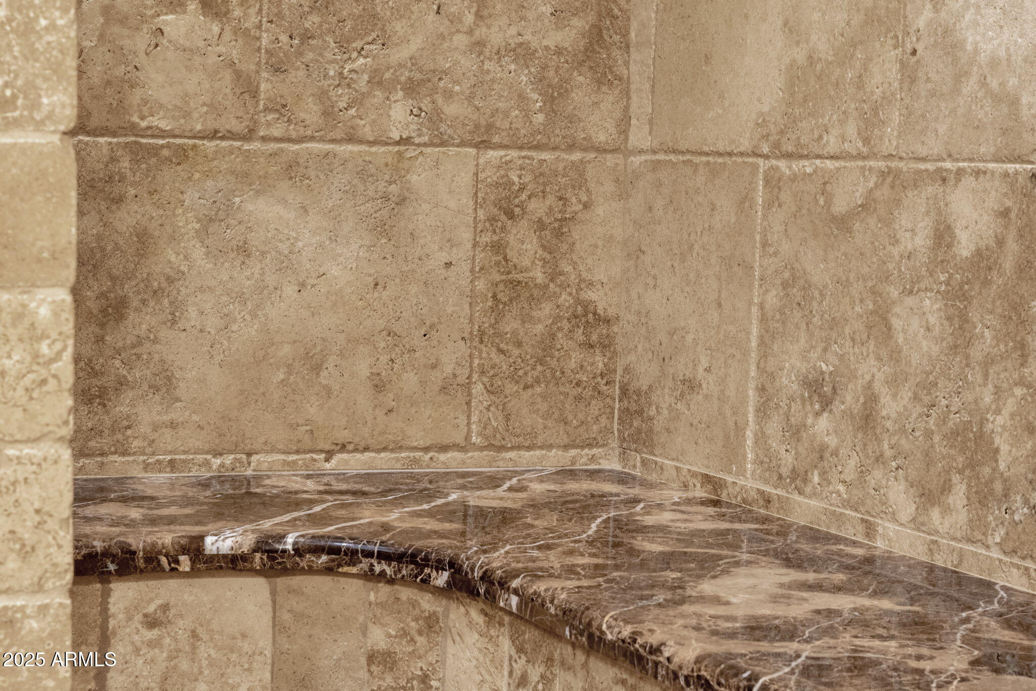 1537 W BUTTE CREEK Boulevard