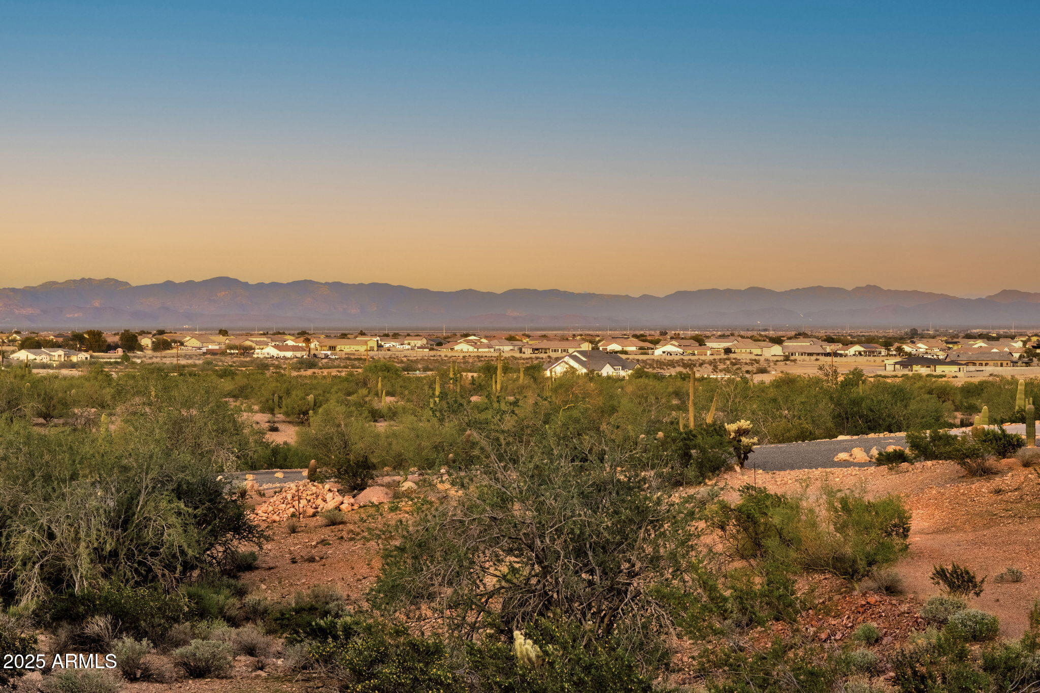 1537 W BUTTE CREEK Boulevard