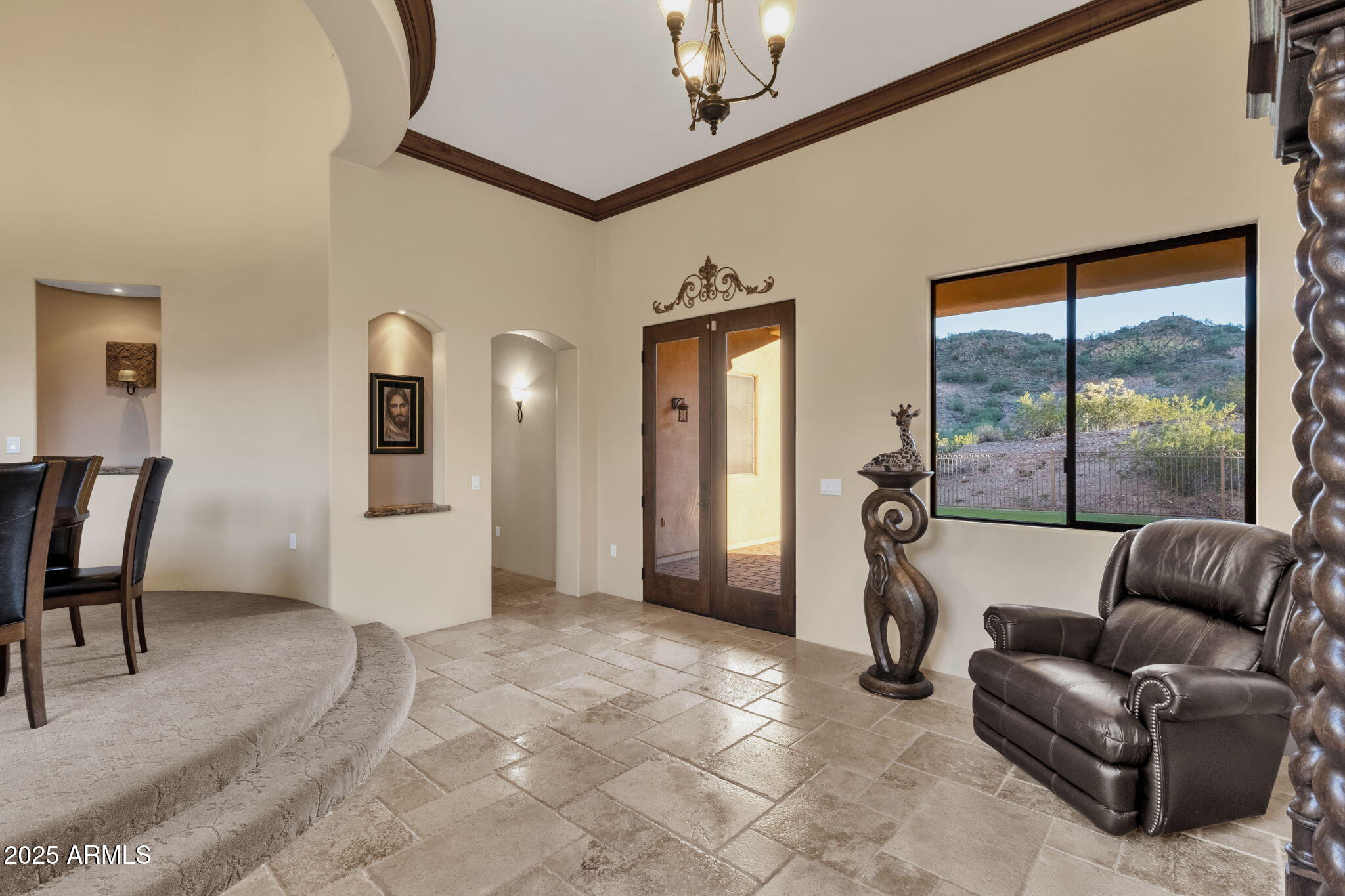 1537 W BUTTE CREEK Boulevard