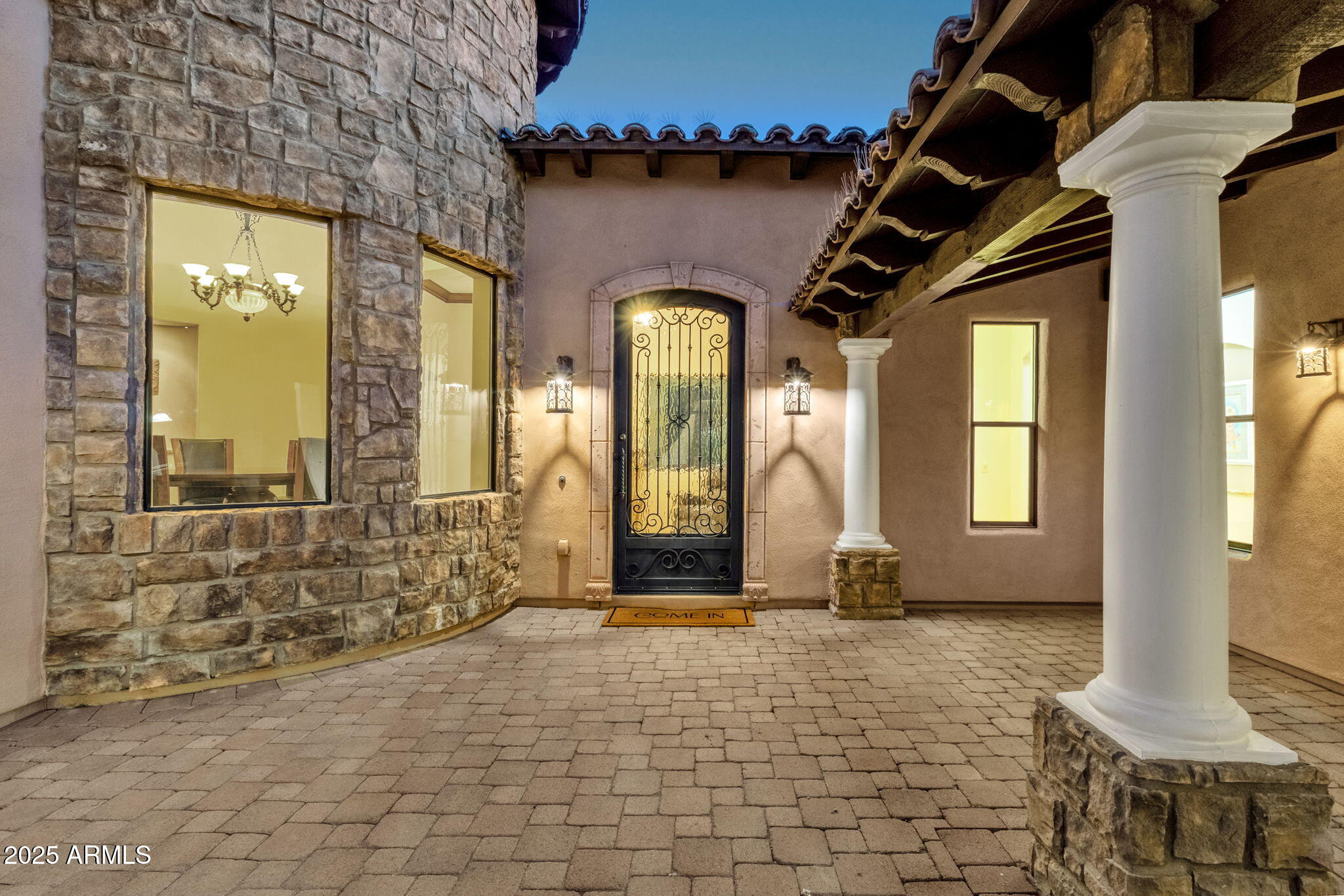 1537 W BUTTE CREEK Boulevard