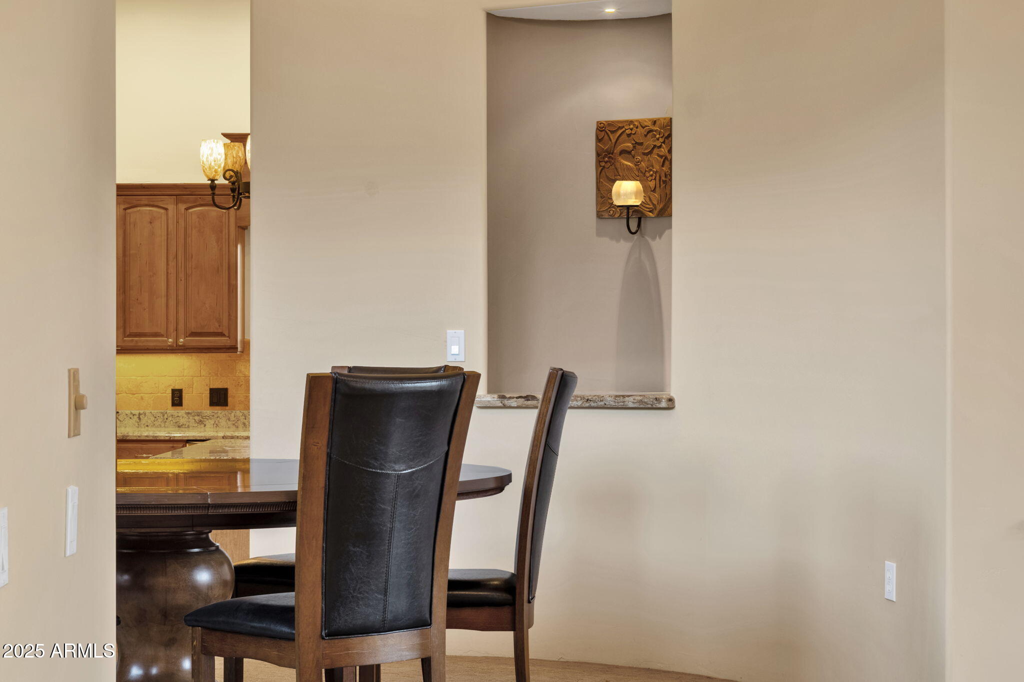 1537 W BUTTE CREEK Boulevard