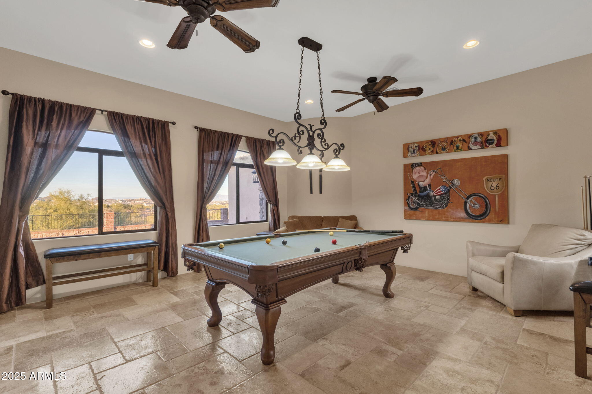 1537 W BUTTE CREEK Boulevard