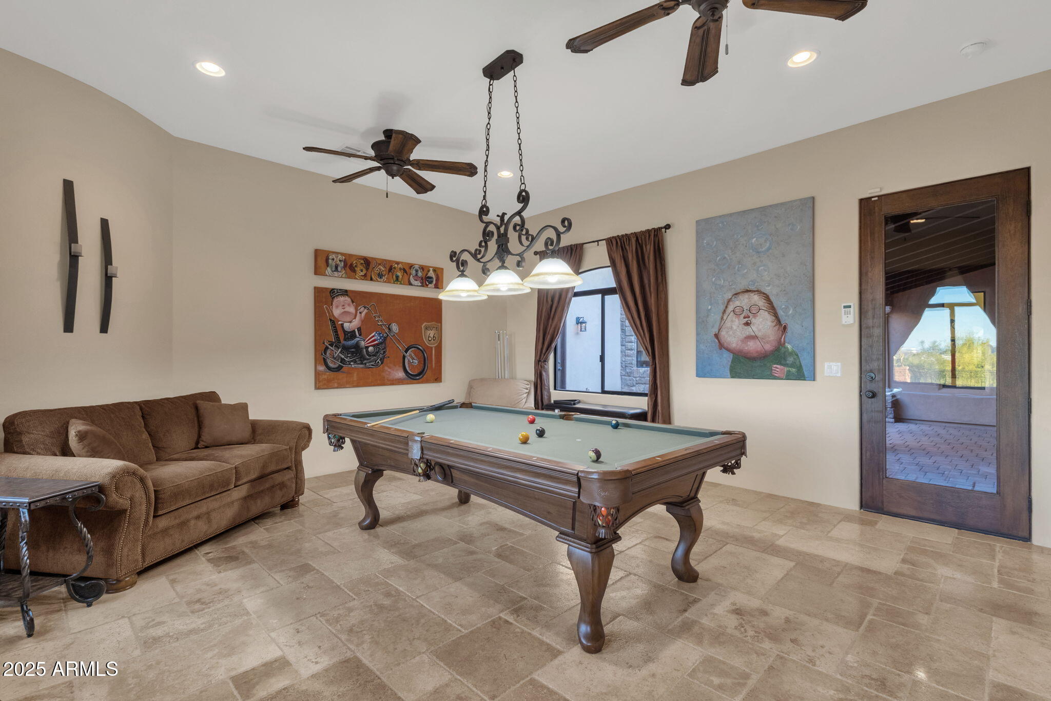 1537 W BUTTE CREEK Boulevard