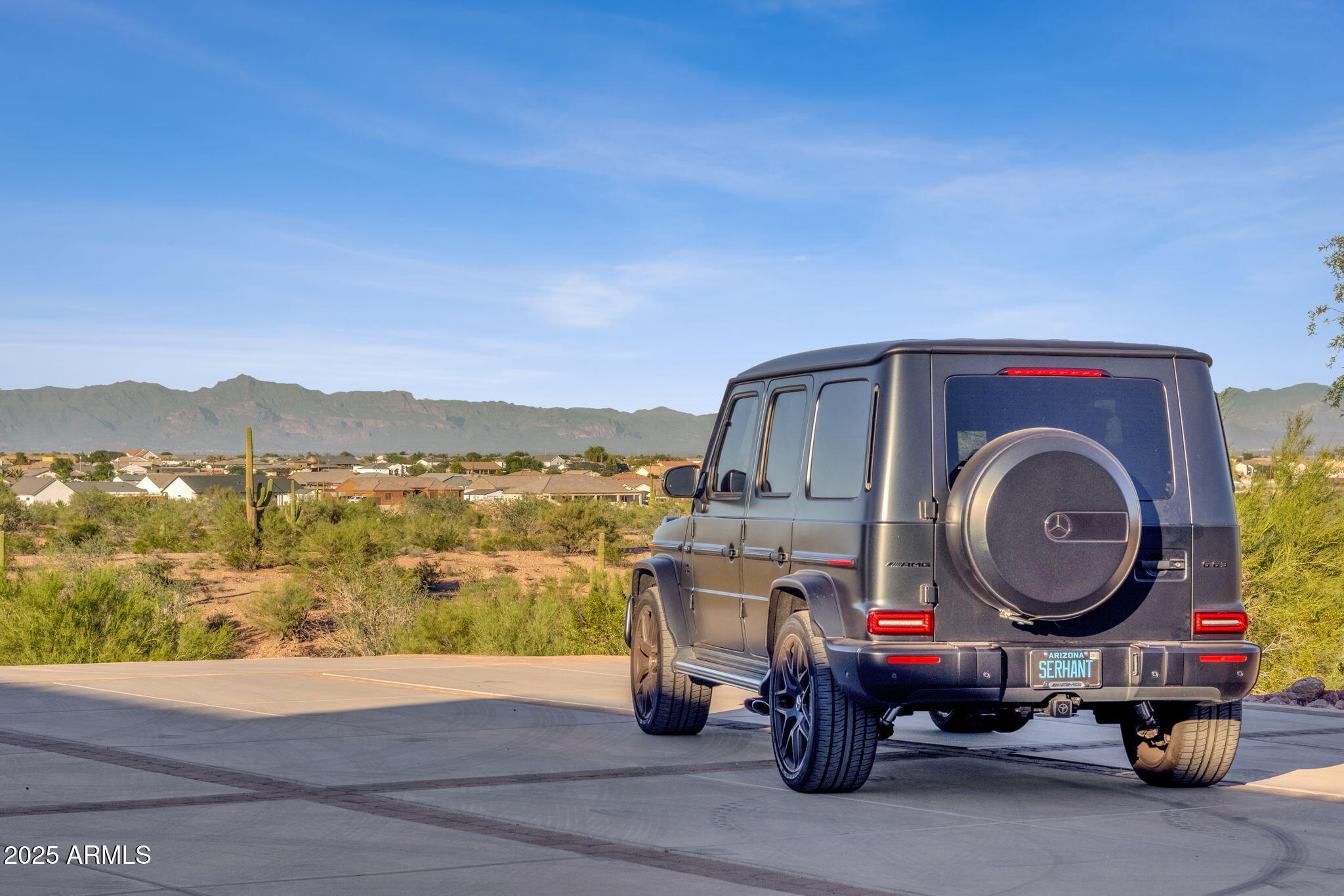 1537 W BUTTE CREEK Boulevard