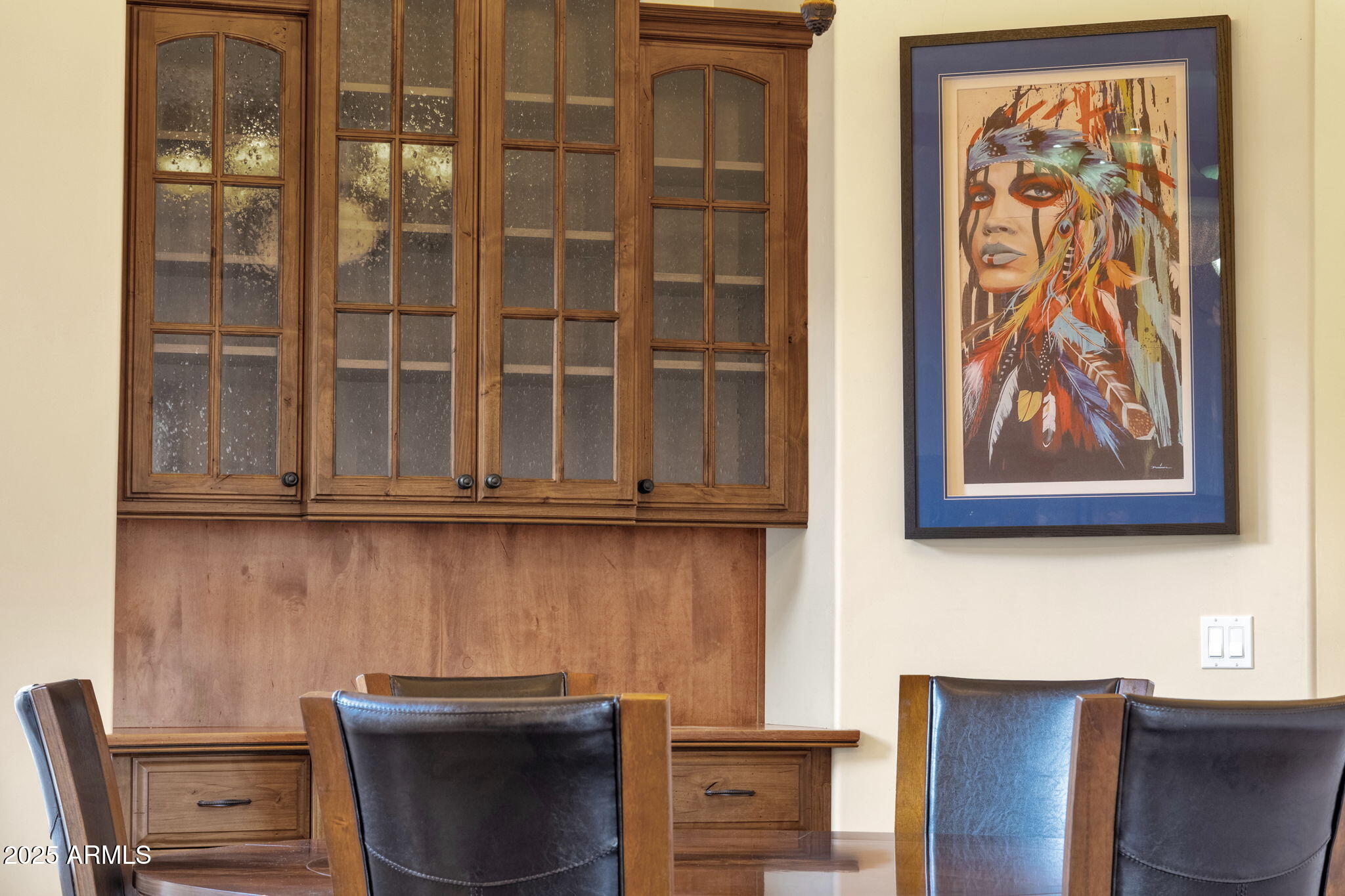 1537 W BUTTE CREEK Boulevard