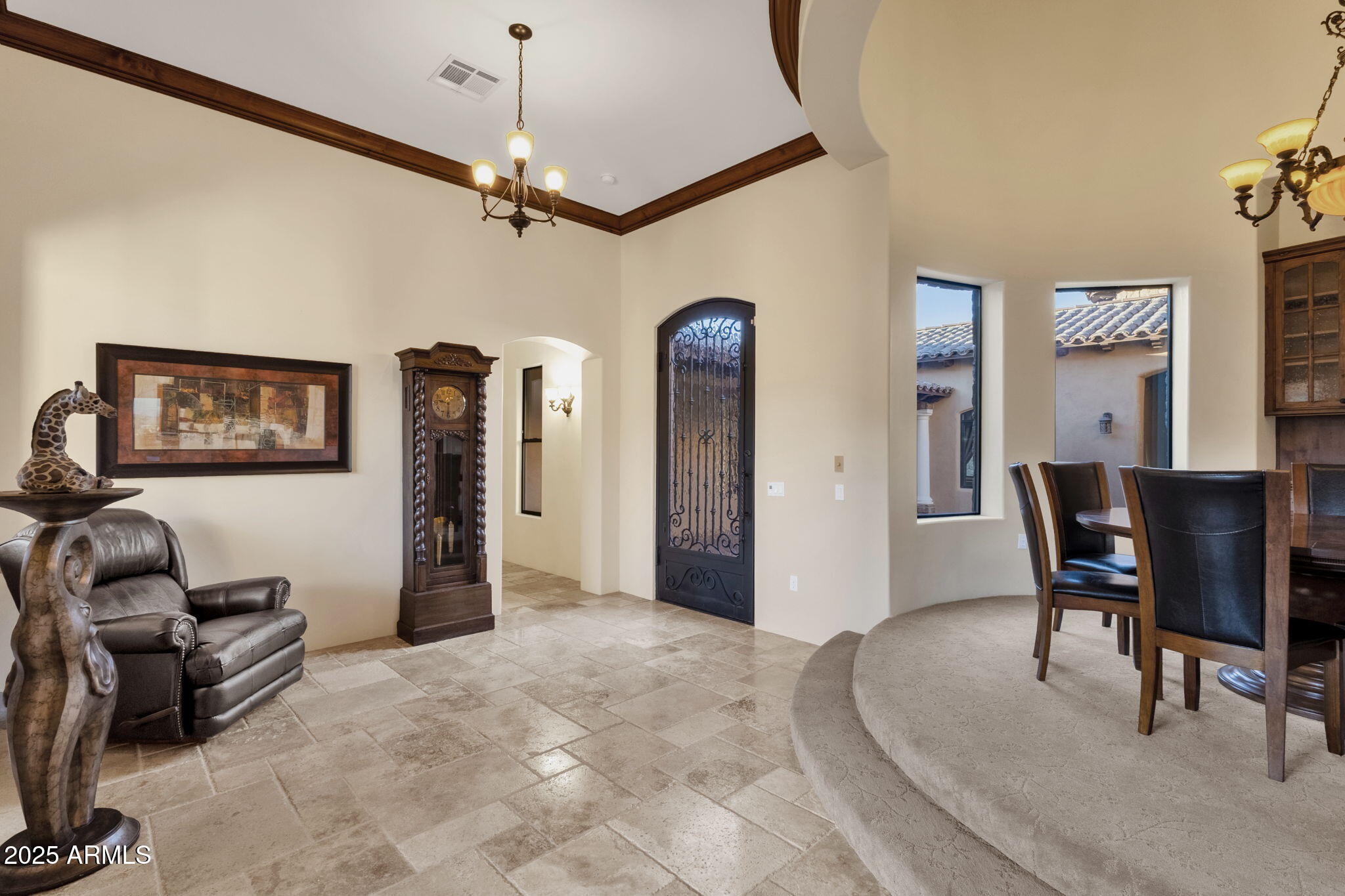 1537 W BUTTE CREEK Boulevard