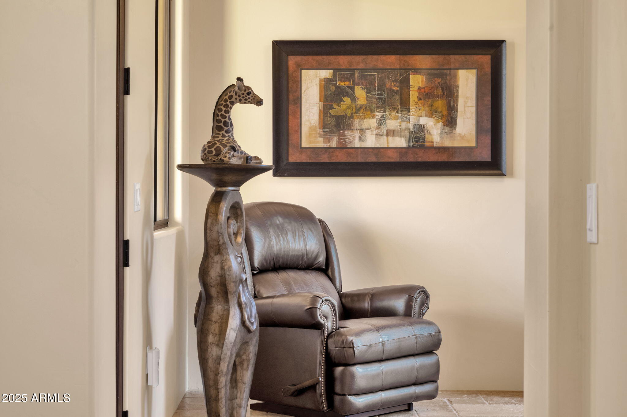 1537 W BUTTE CREEK Boulevard