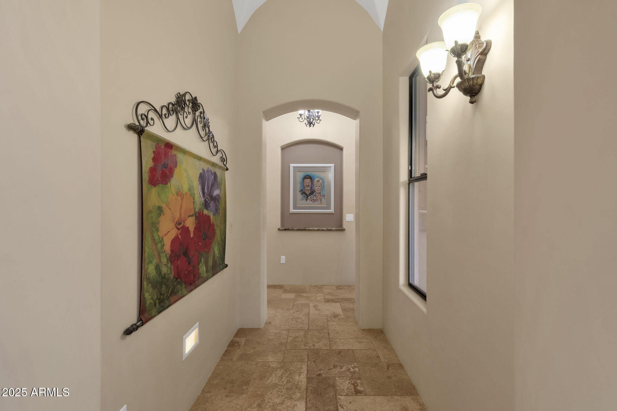 1537 W BUTTE CREEK Boulevard