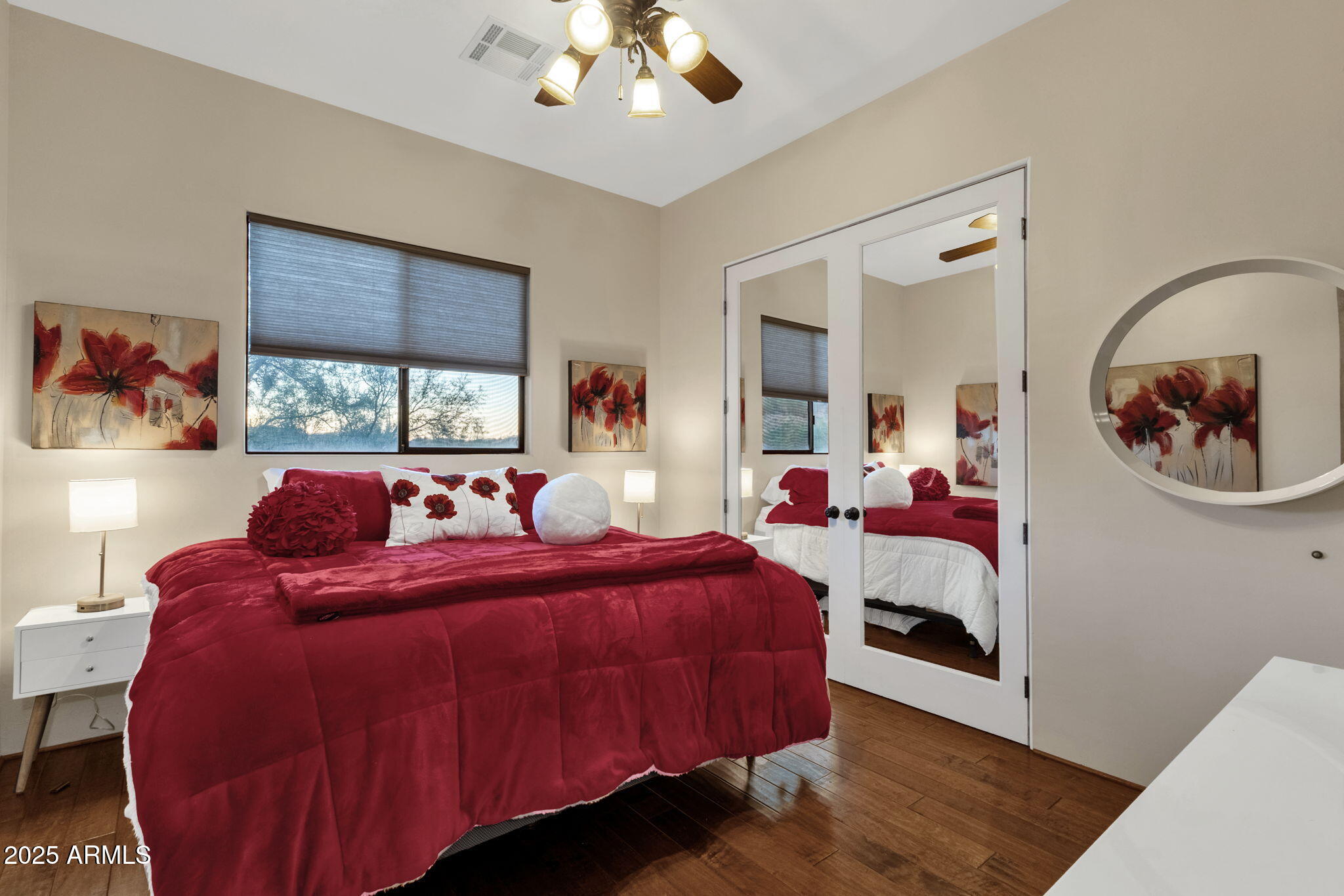 1537 W BUTTE CREEK Boulevard