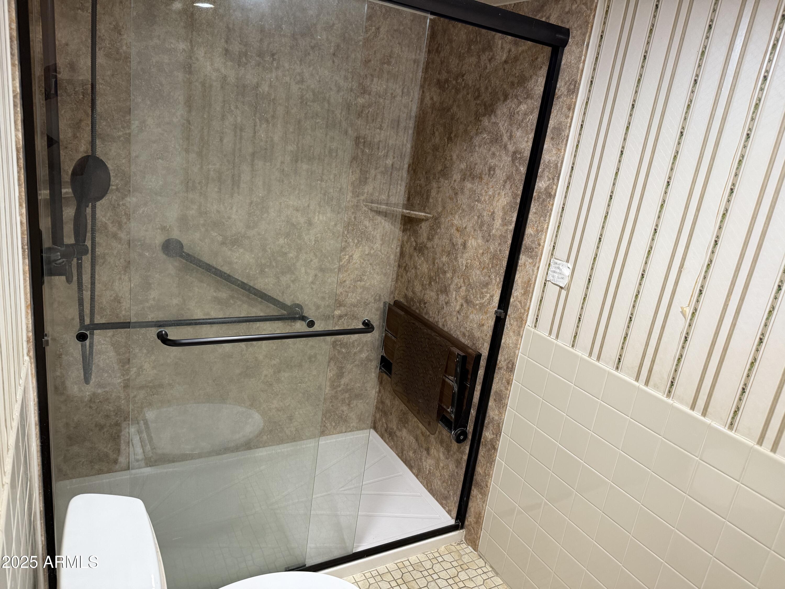 3737 E TURNEY Avenue, 122