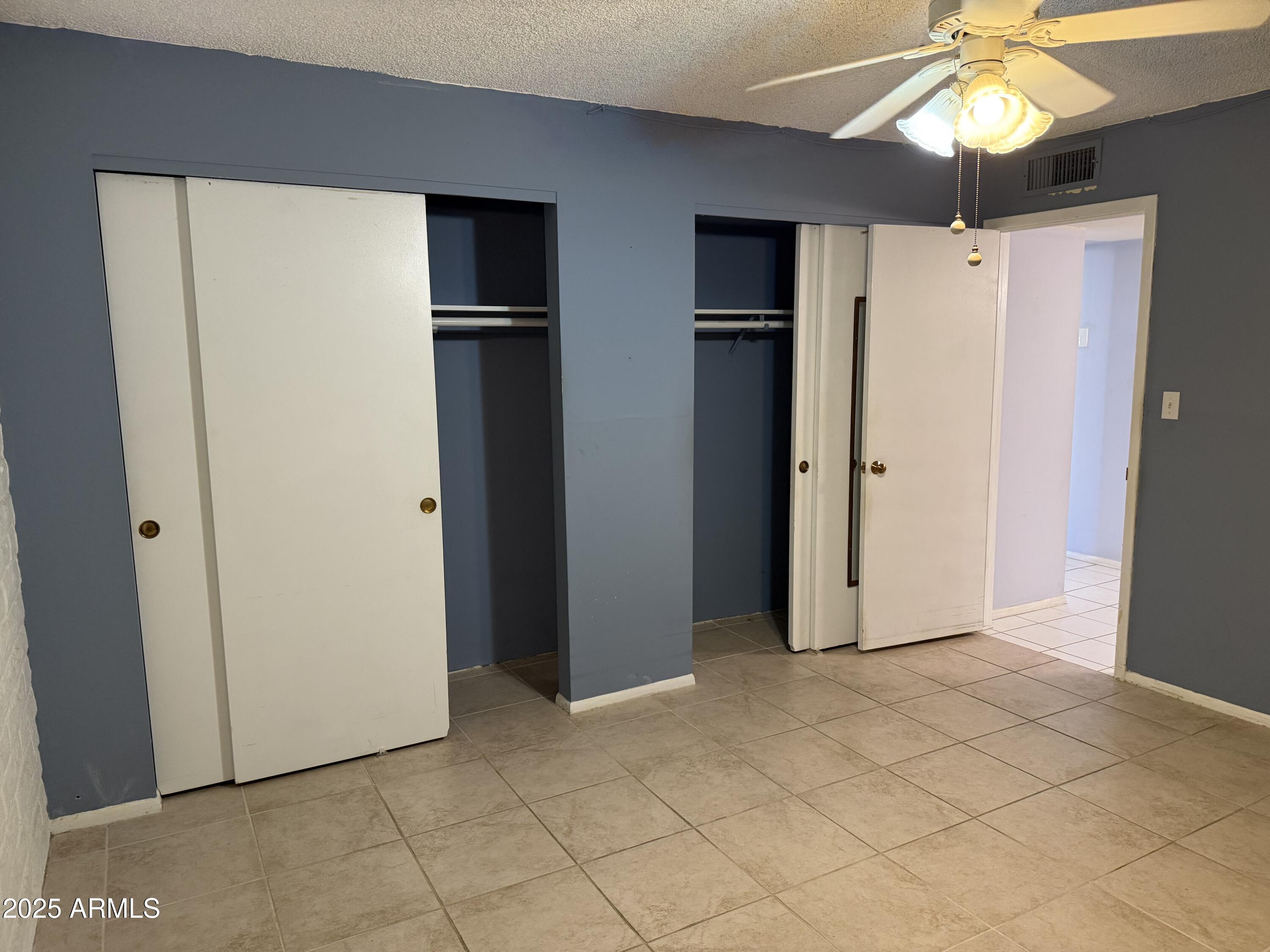 3737 E TURNEY Avenue, 122