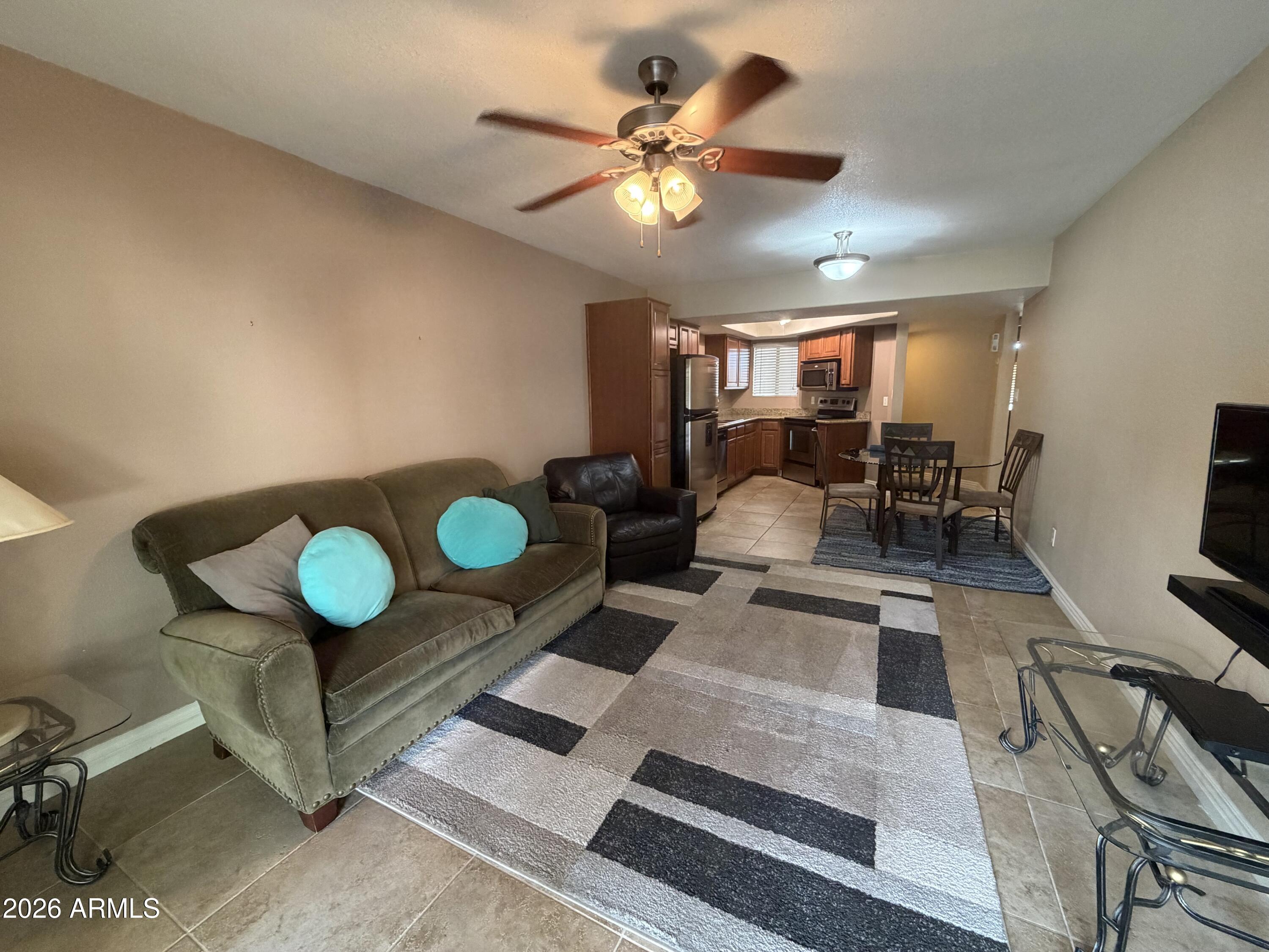 835 N GRANITE REEF Road 34