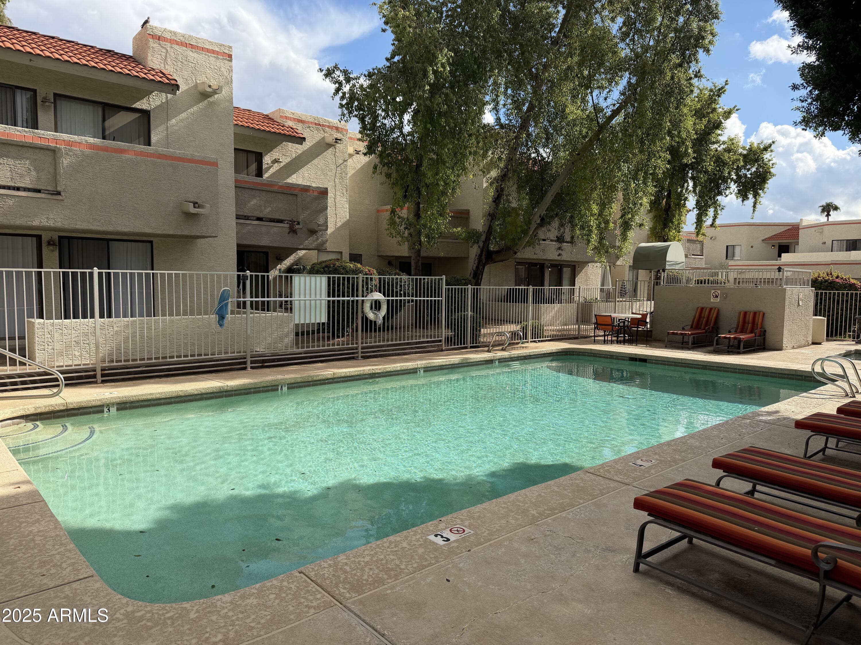 835 N GRANITE REEF Road 34