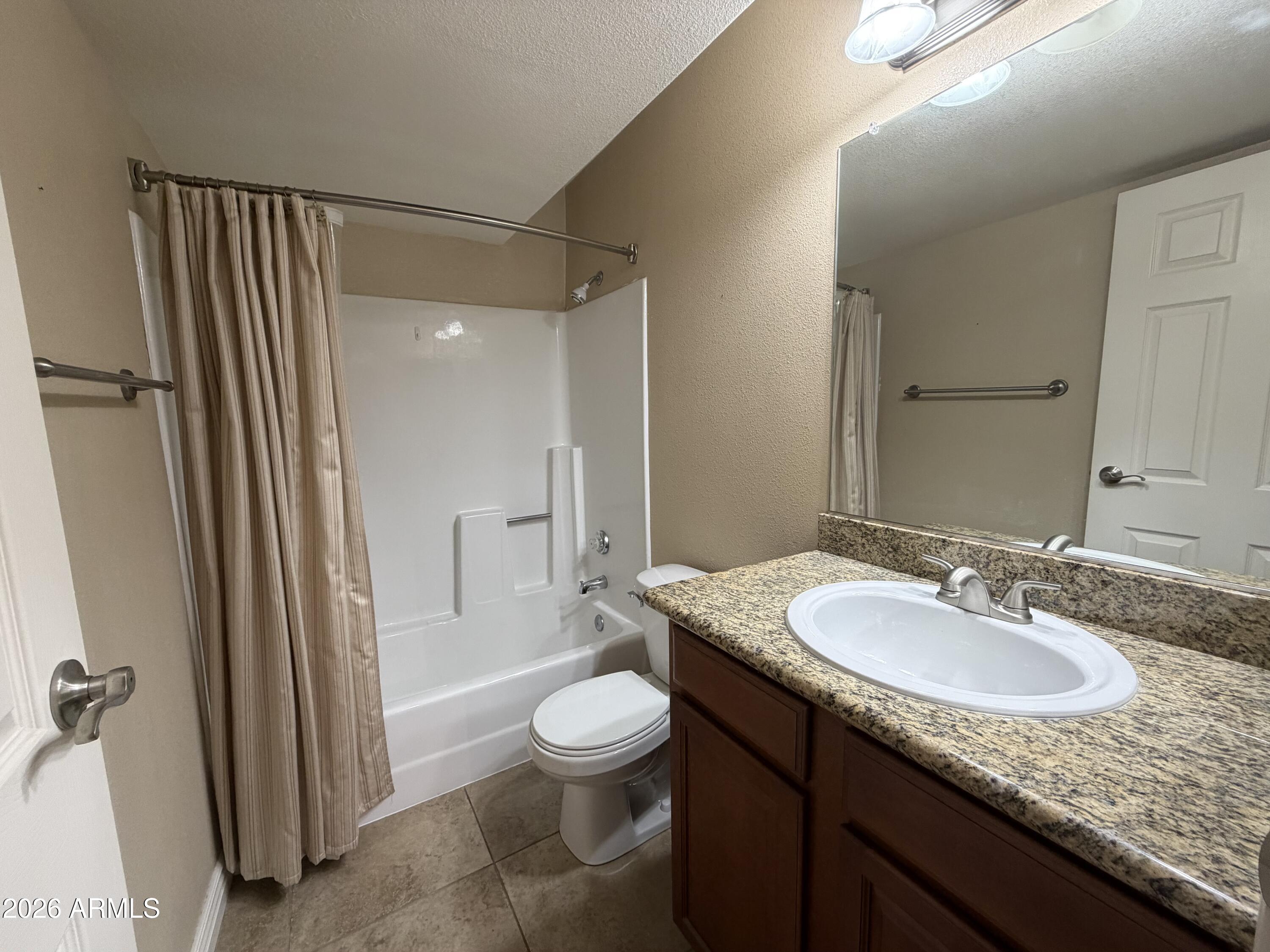 835 N GRANITE REEF Road 34