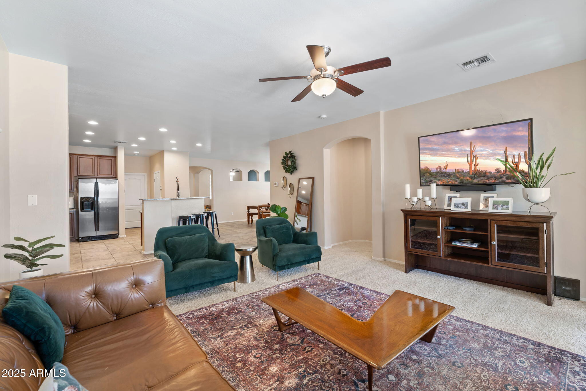 6919 S 71ST Drive