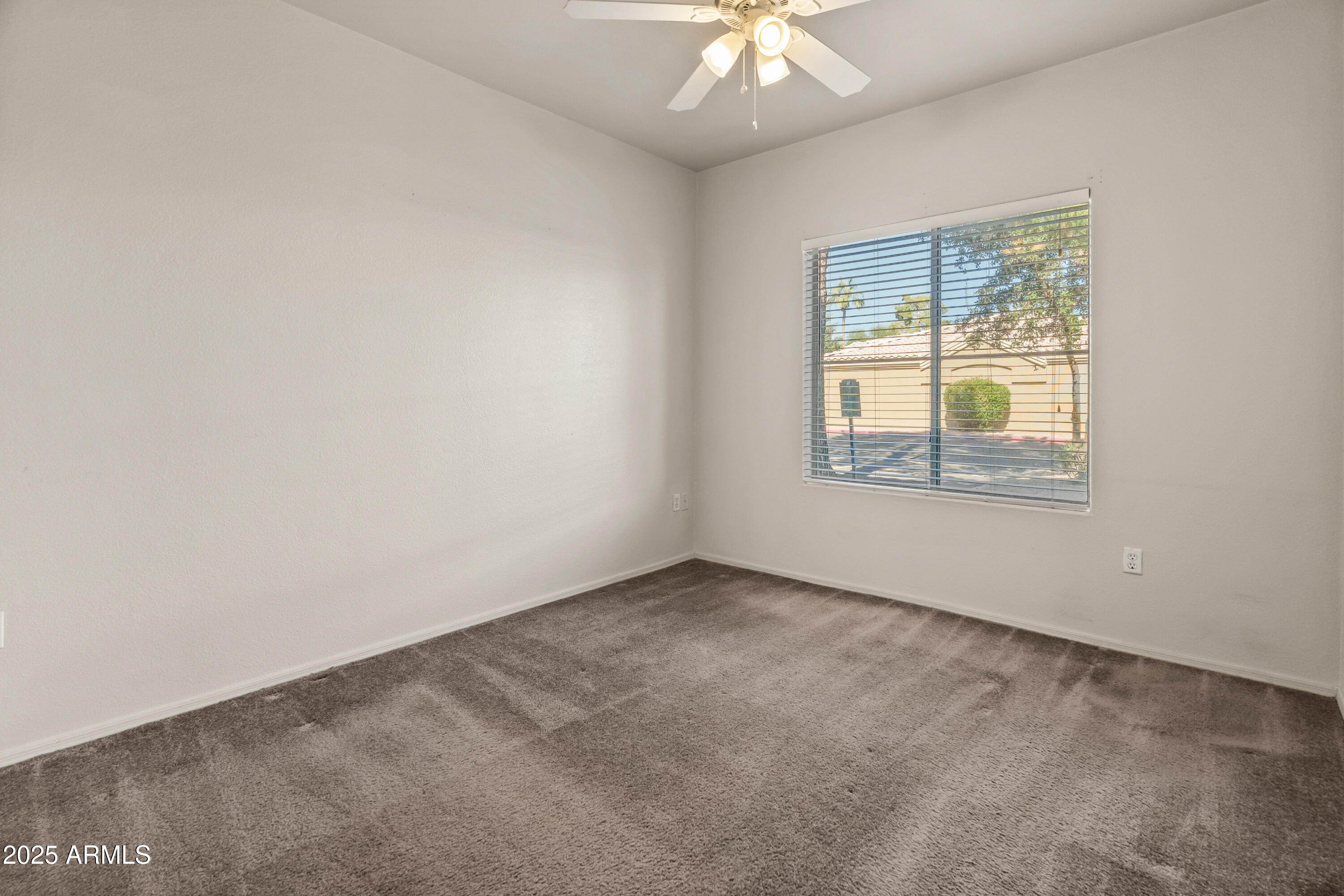 5335 E SHEA Boulevard, 1102