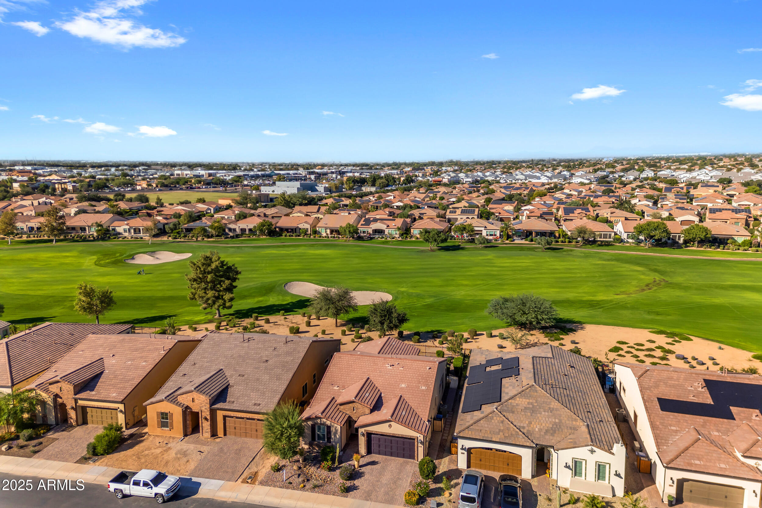 374 E BRACCIANO Avenue