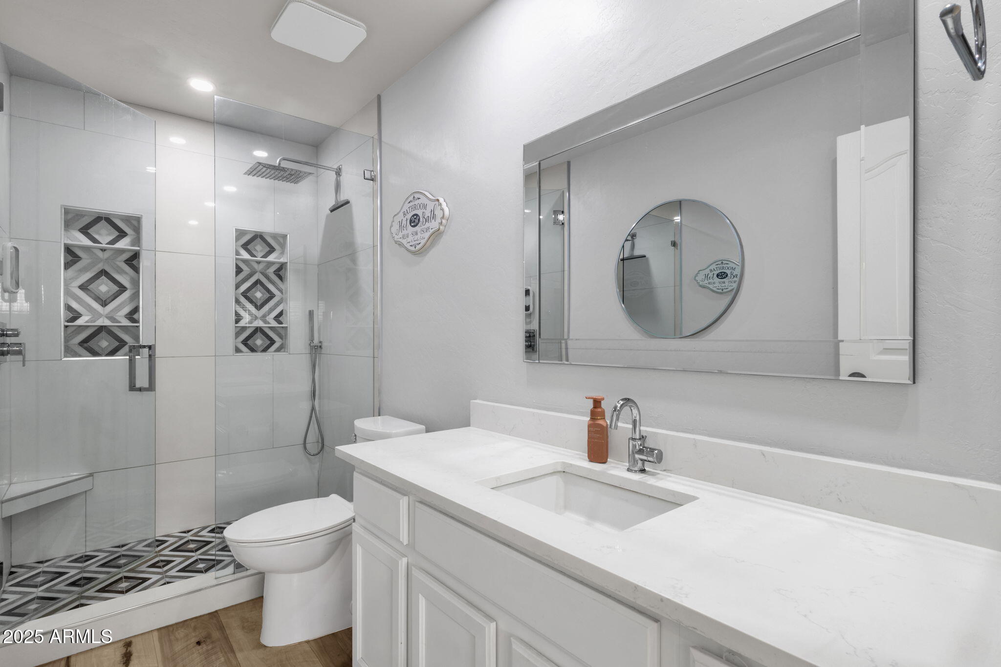 415 W MOUNTAIN SAGE Drive