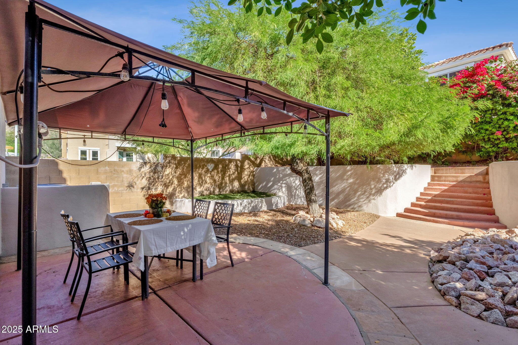 415 W MOUNTAIN SAGE Drive