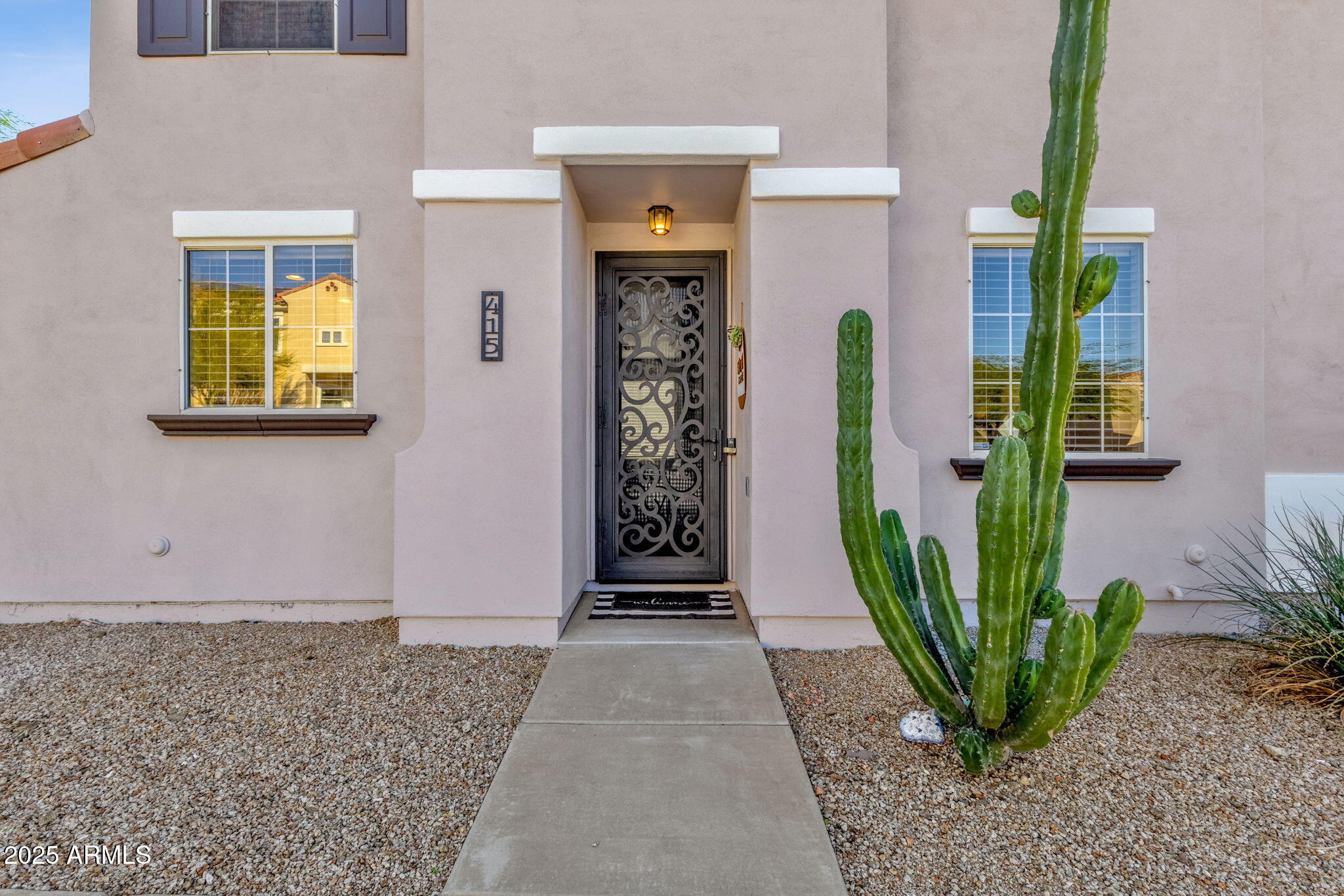 415 W MOUNTAIN SAGE Drive