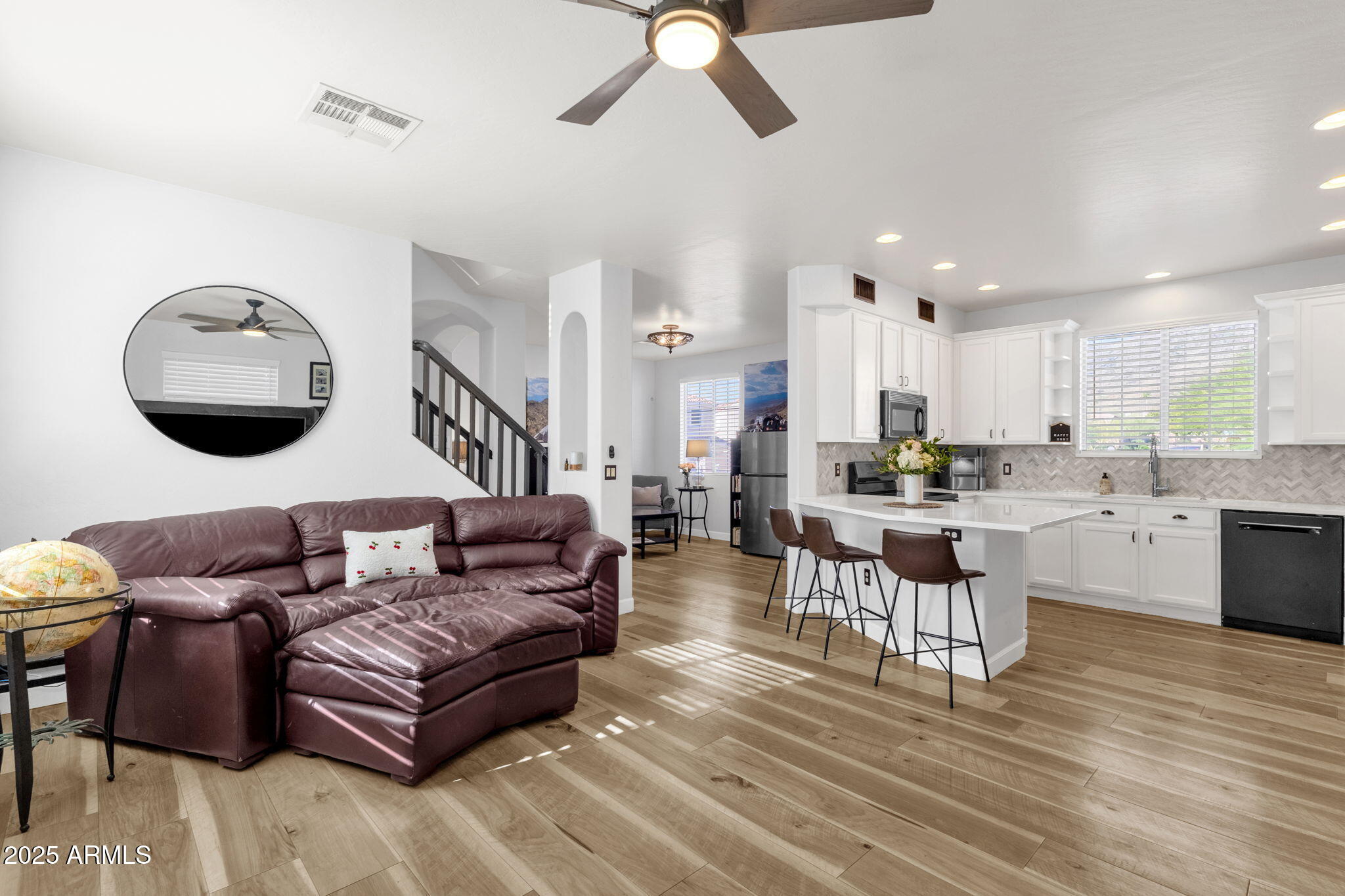 415 W MOUNTAIN SAGE Drive