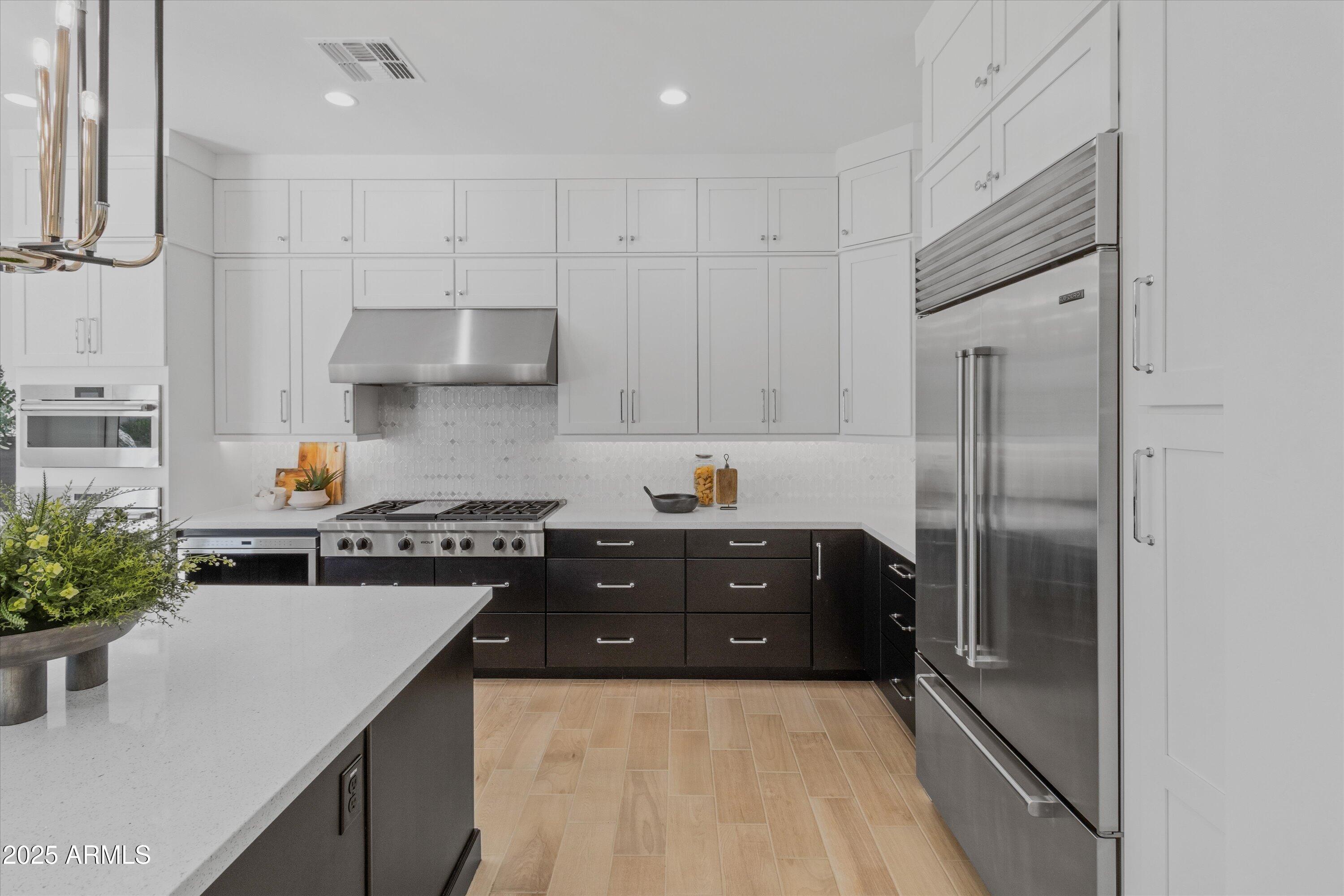 3890 E ANDALUSIA Avenue