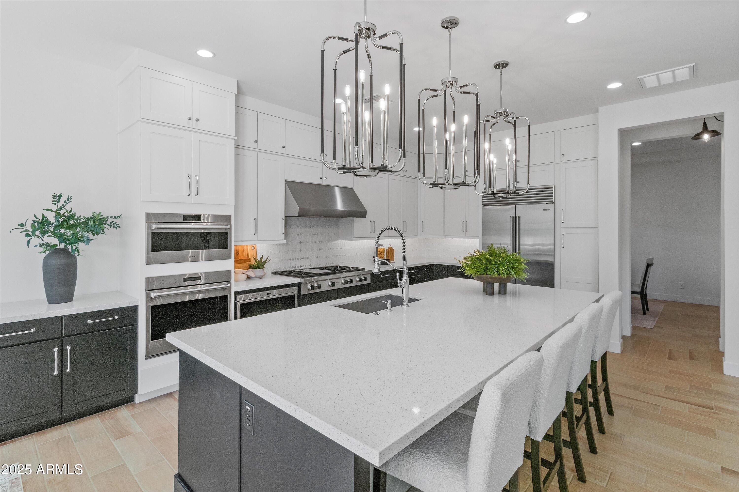 3890 E ANDALUSIA Avenue