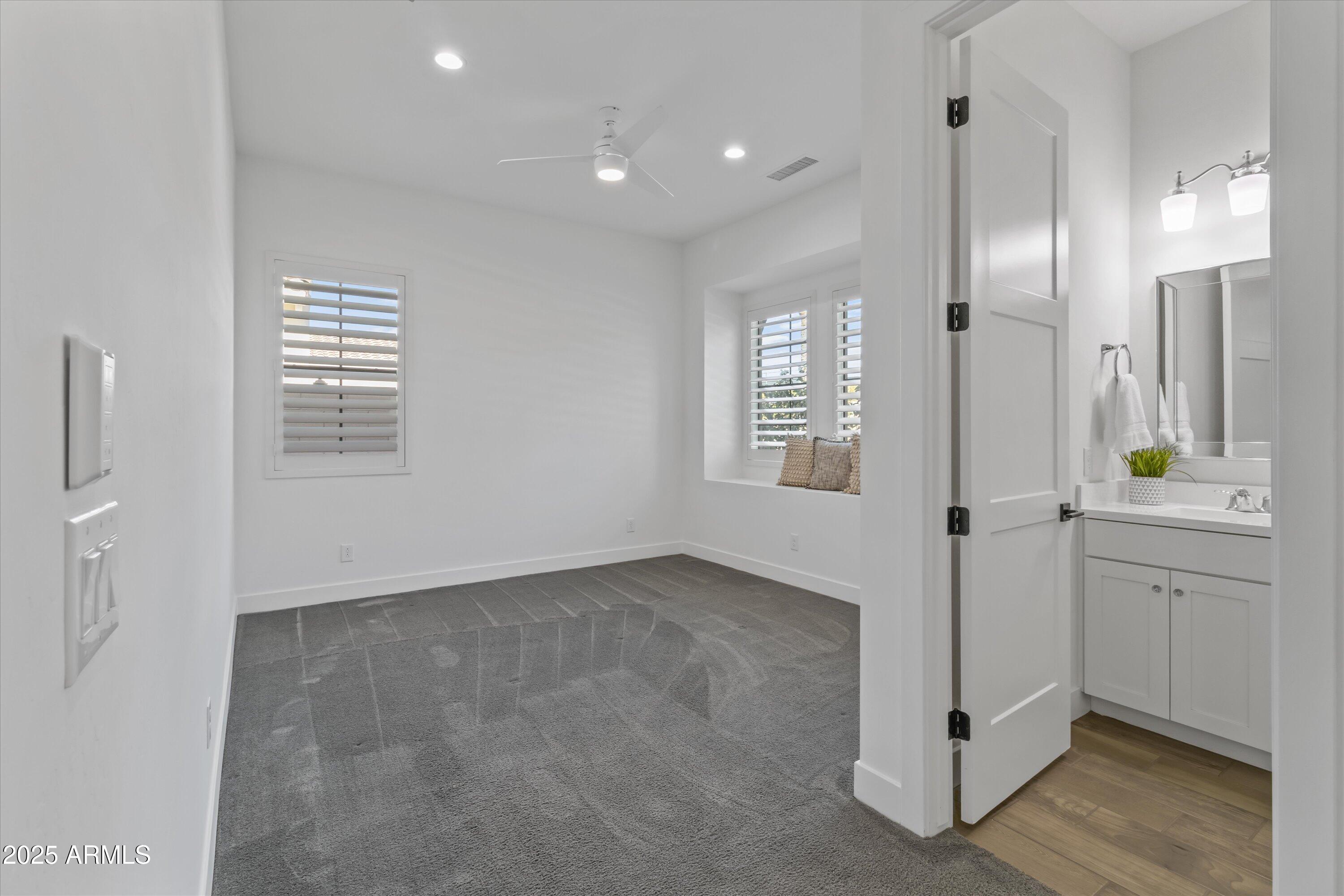 3890 E ANDALUSIA Avenue