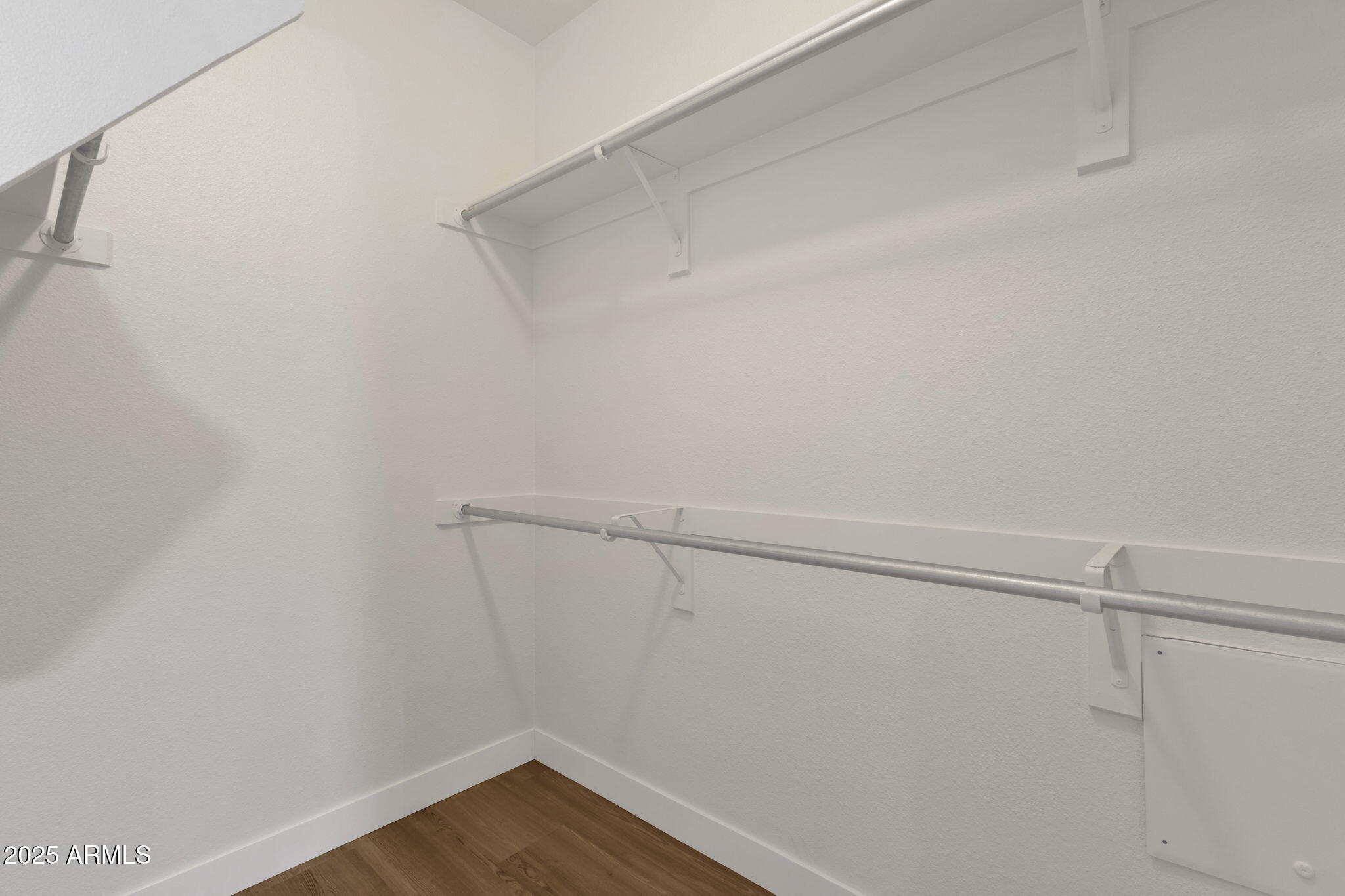 3633 N 3RD Avenue, 1059