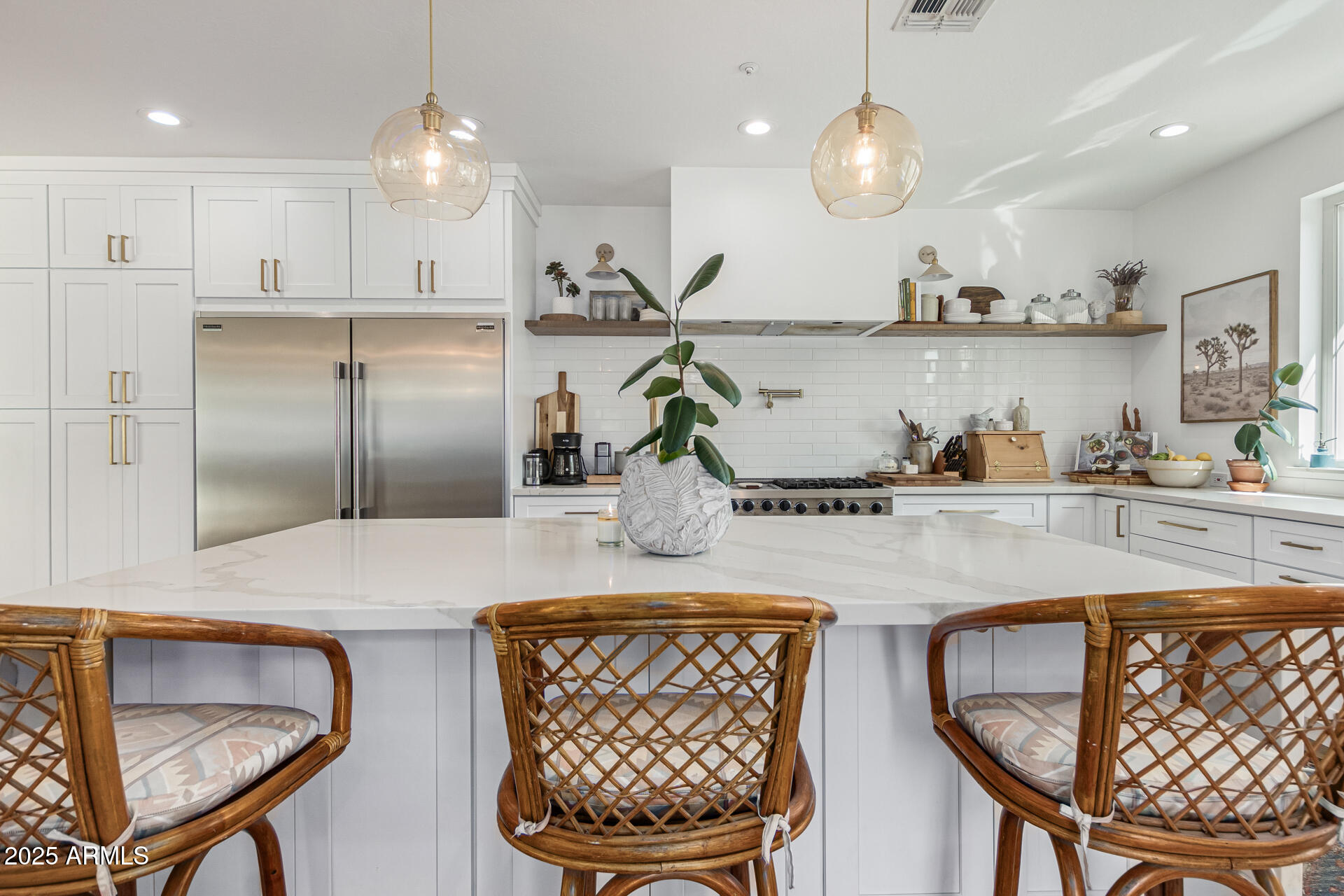 2701 E HOBART Street