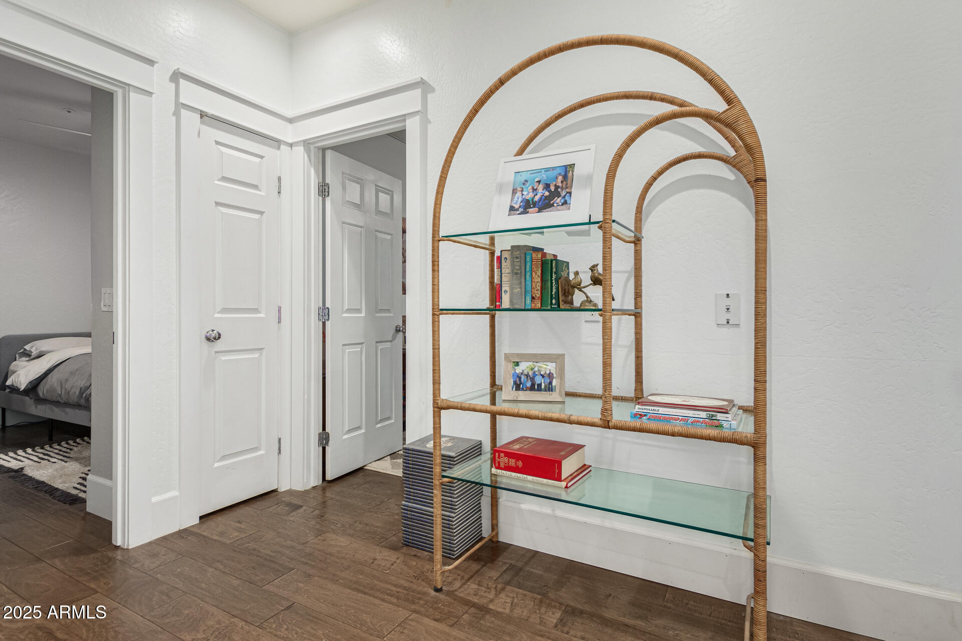 2701 E HOBART Street