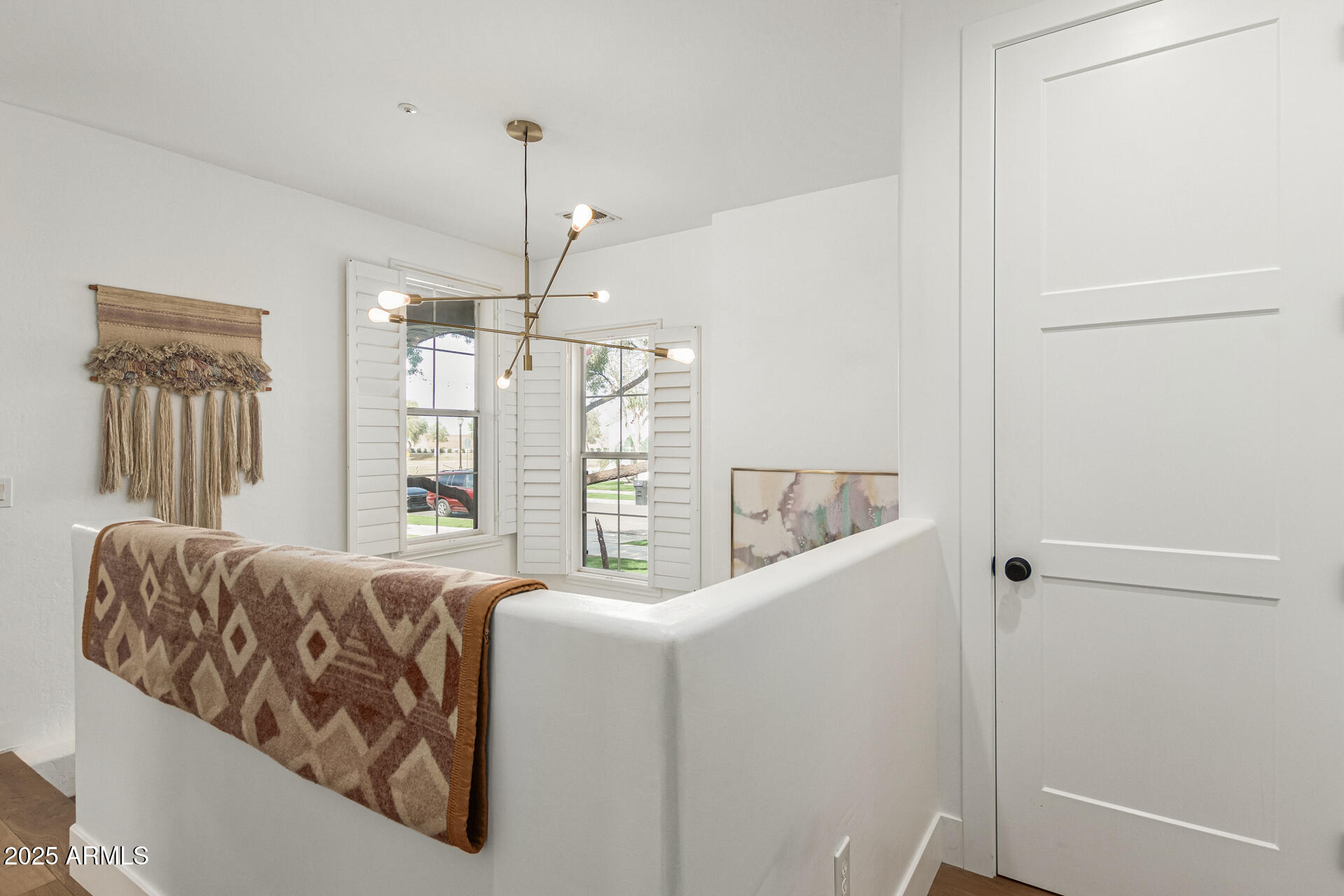 2701 E HOBART Street