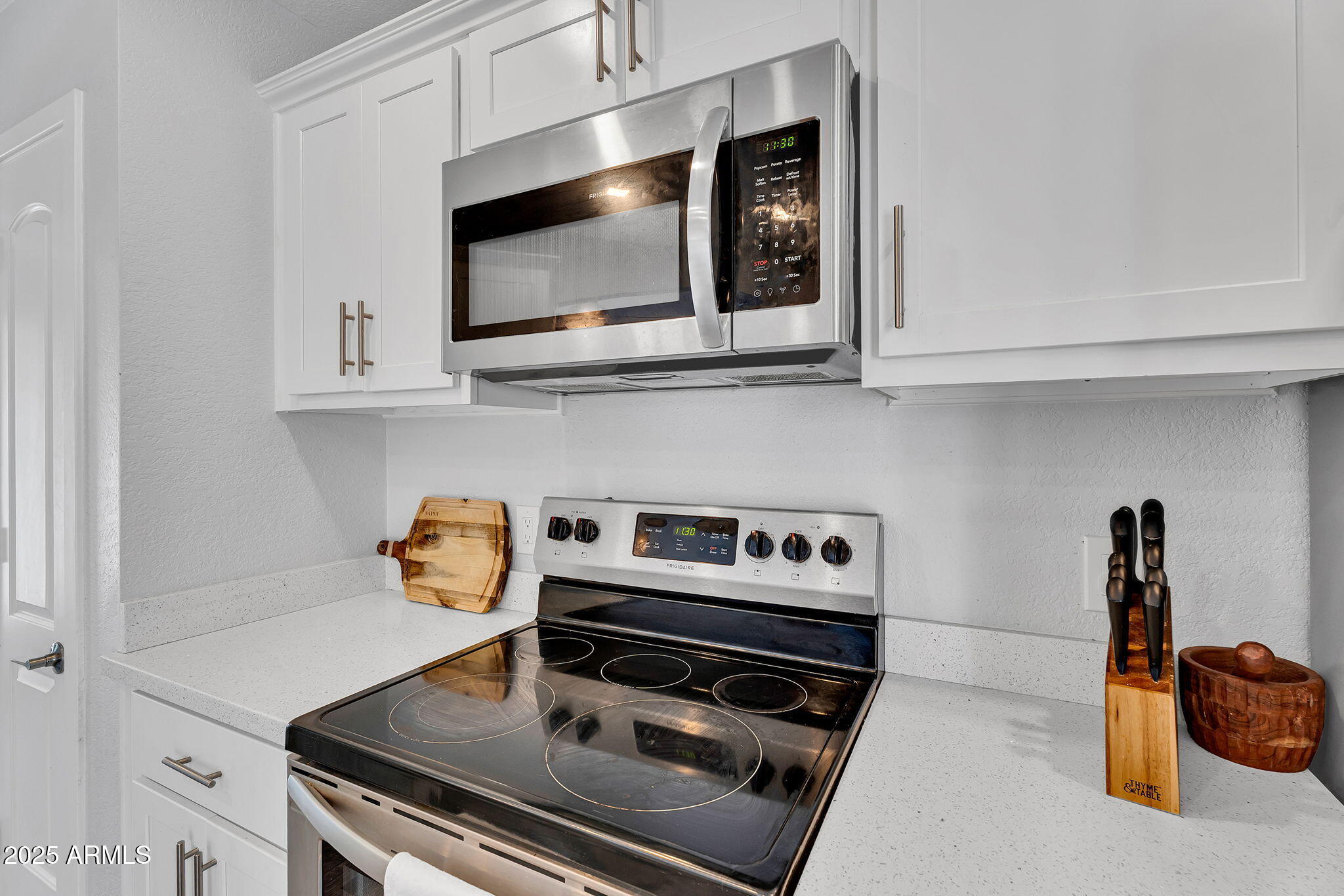 1510 E COMMERCE Avenue