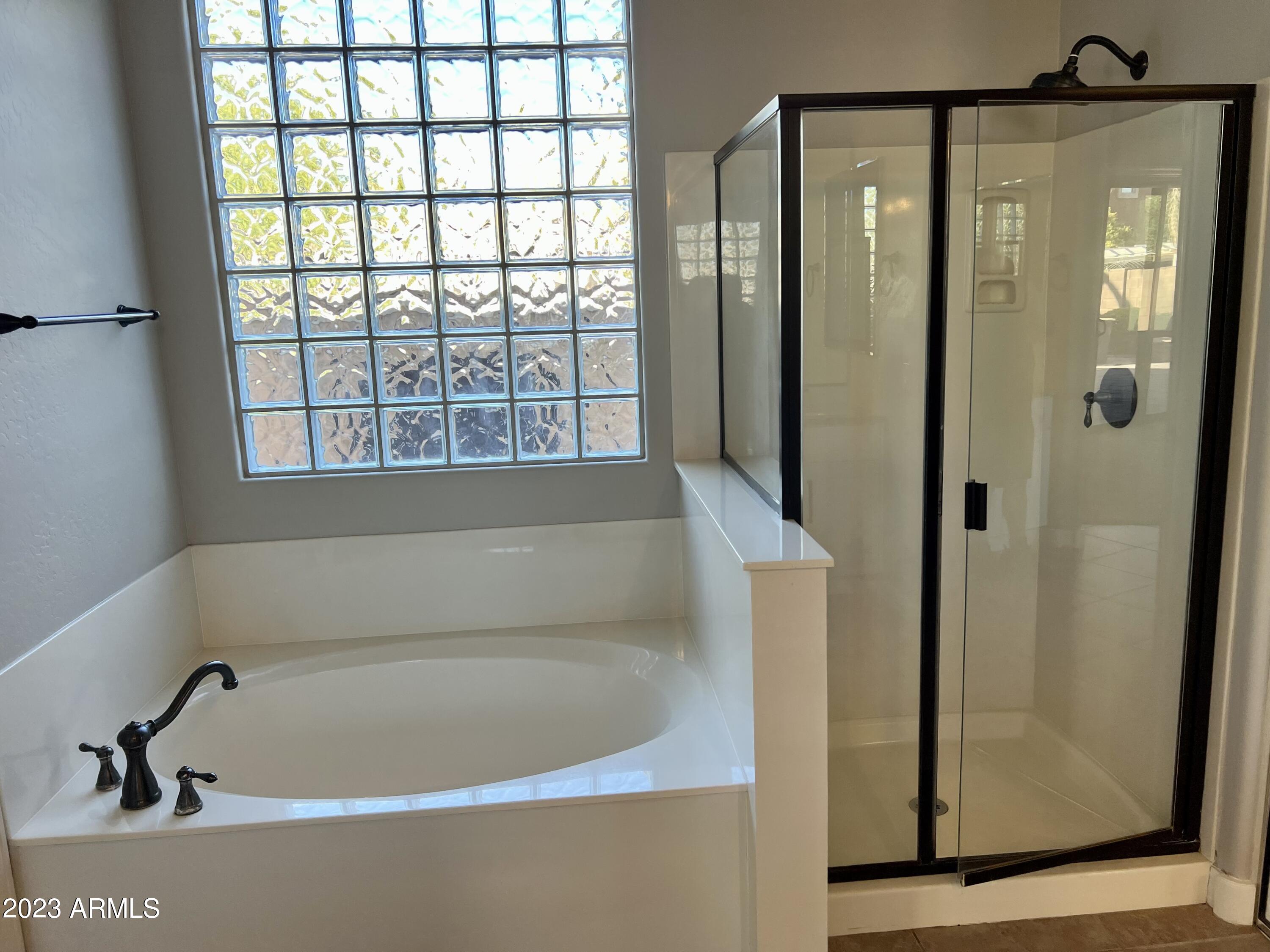 20296 E SONOQUI Boulevard